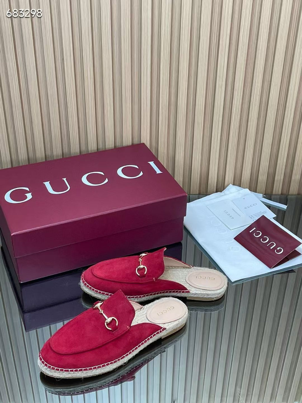 GUCCI 26S LOAFER MULES IN DARK RED SUEDE