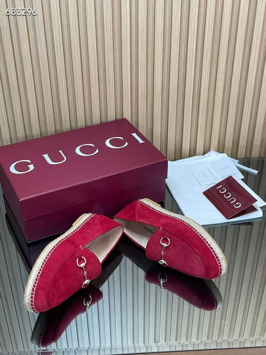 GUCCI 26S LOAFER IN DARK RED SUEDE