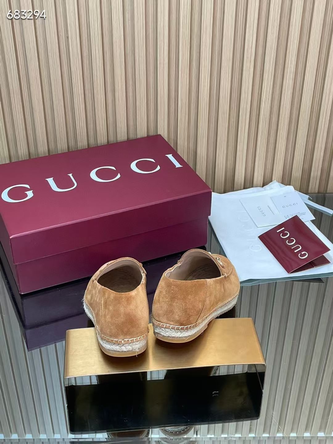 GUCCI 26S LOAFER IN BROWN SUEDE