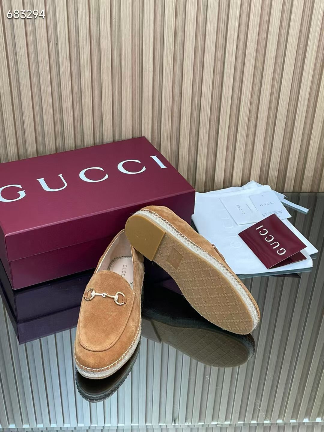 GUCCI 26S LOAFER IN BROWN SUEDE