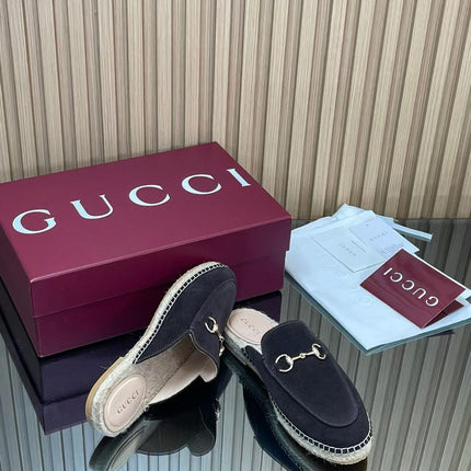 GUCCI 26S LOAFER MULES IN BLACK SUEDE