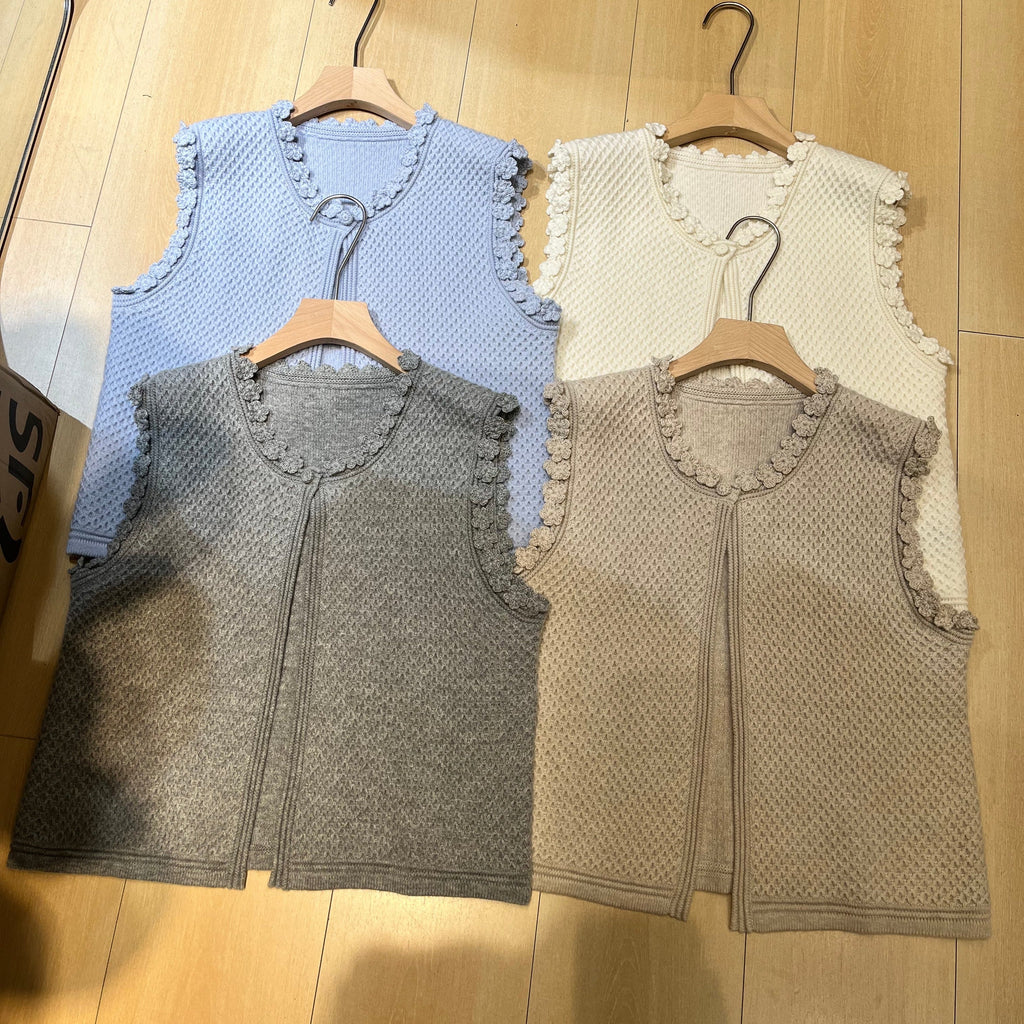 LP 26S LACE CASHMERE VEST 629