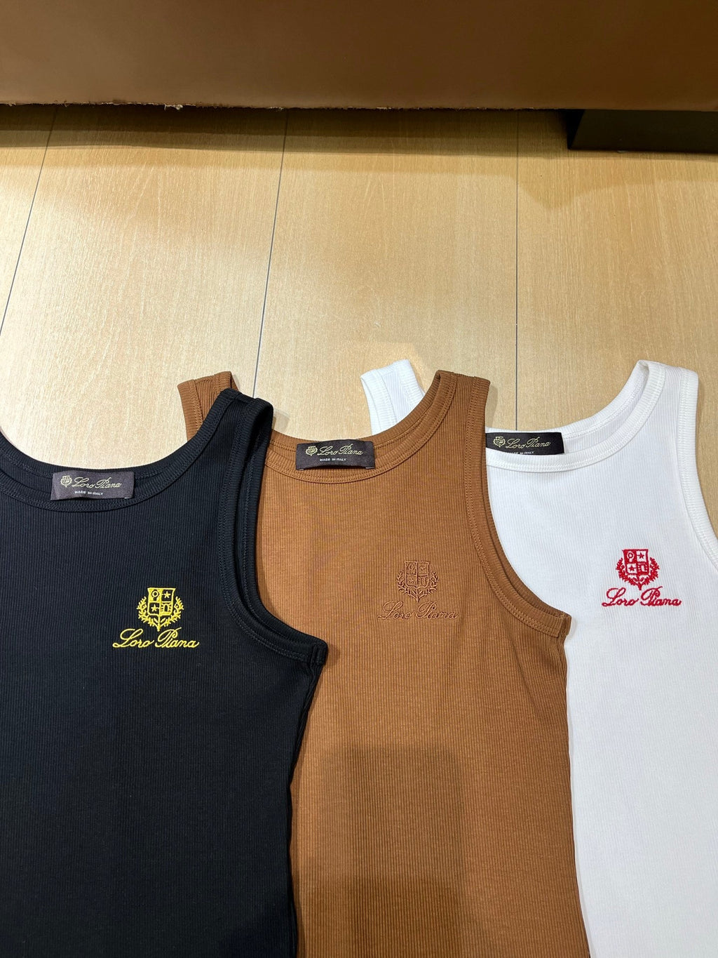 LORO PIANA 26S TANK TOP 826