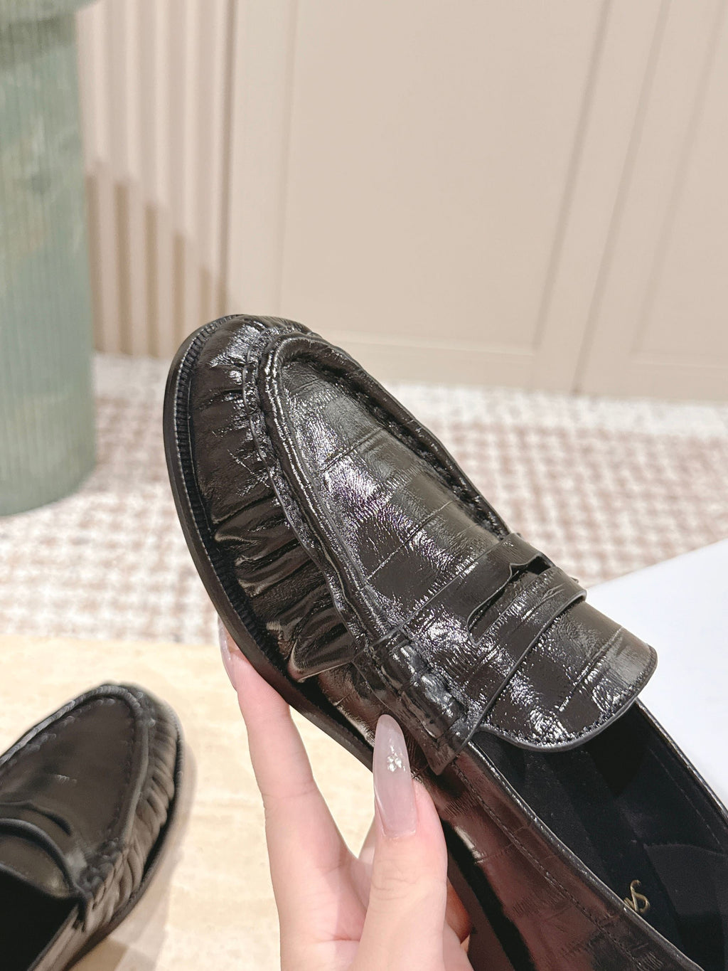 YSL 25S SAINT LAURENT LOAFERS IN BLACK GLOSSY CALFSKIN WITH SMALL LOGO