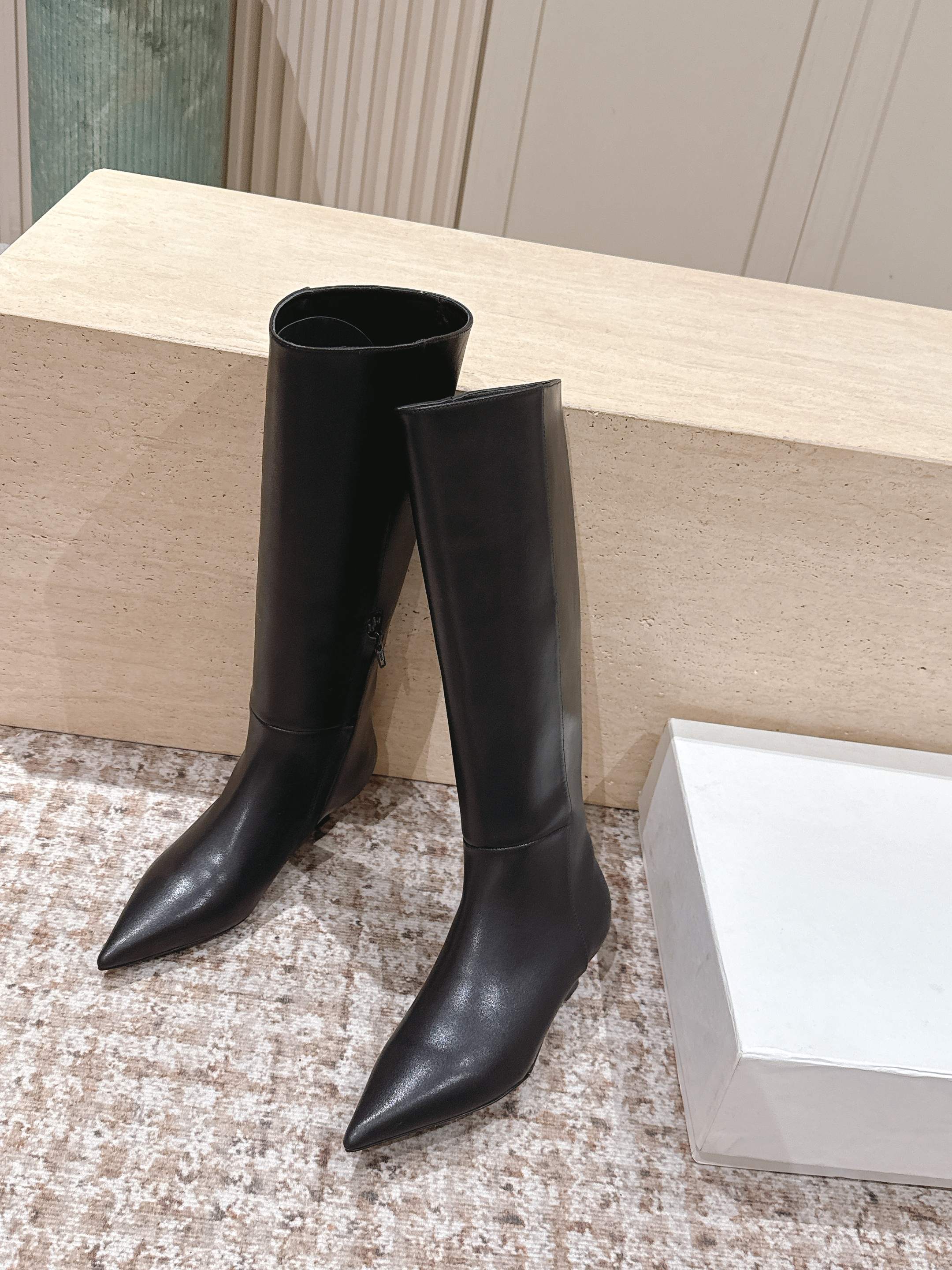 CELINE 26S HIGH-TOP BOOTS 55 MM IN BLACK CALFSKIN
