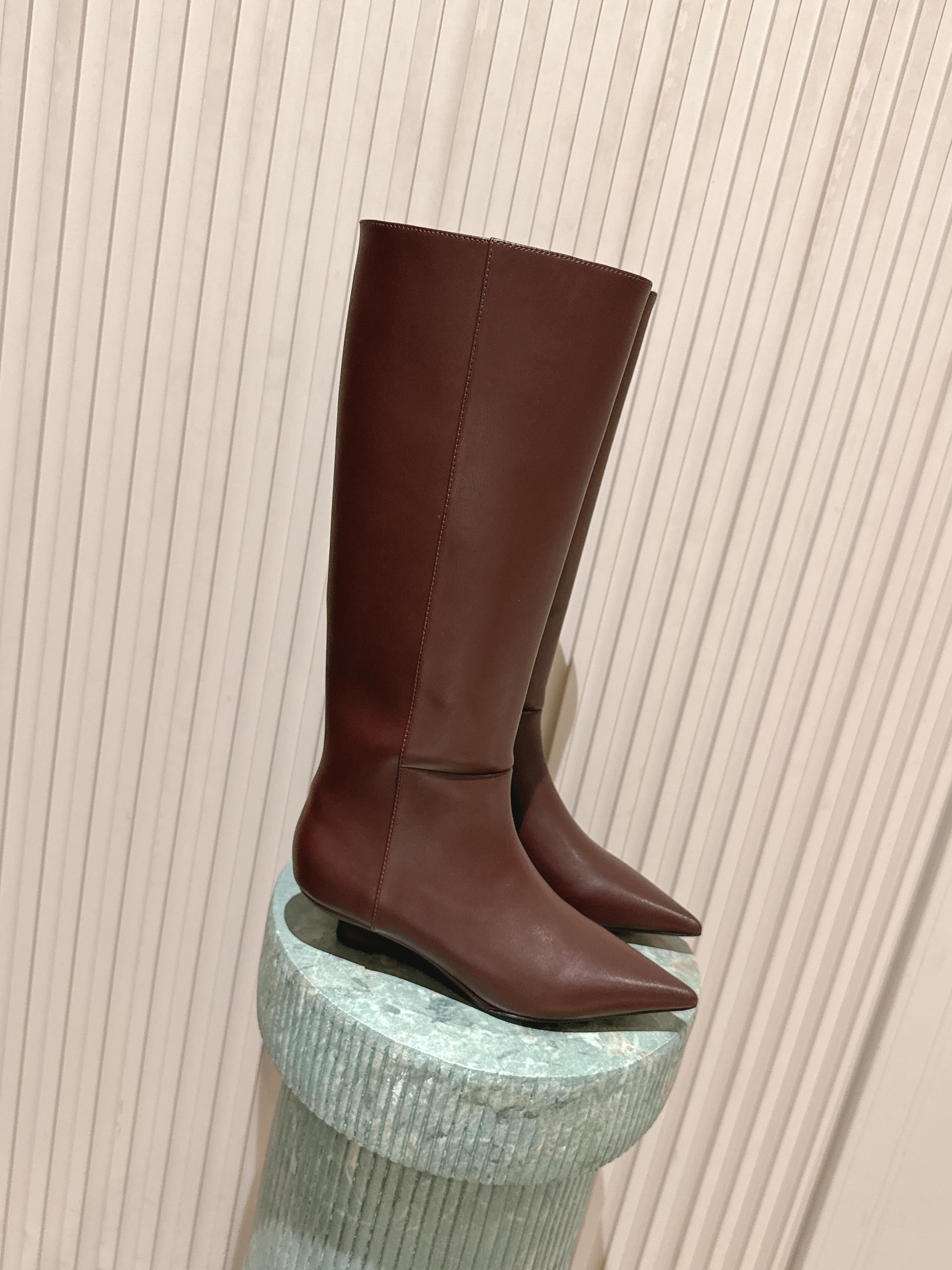 CELINE 26S HIGH-TOP BOOTS 55 MM IN BROWN CALFSKIN