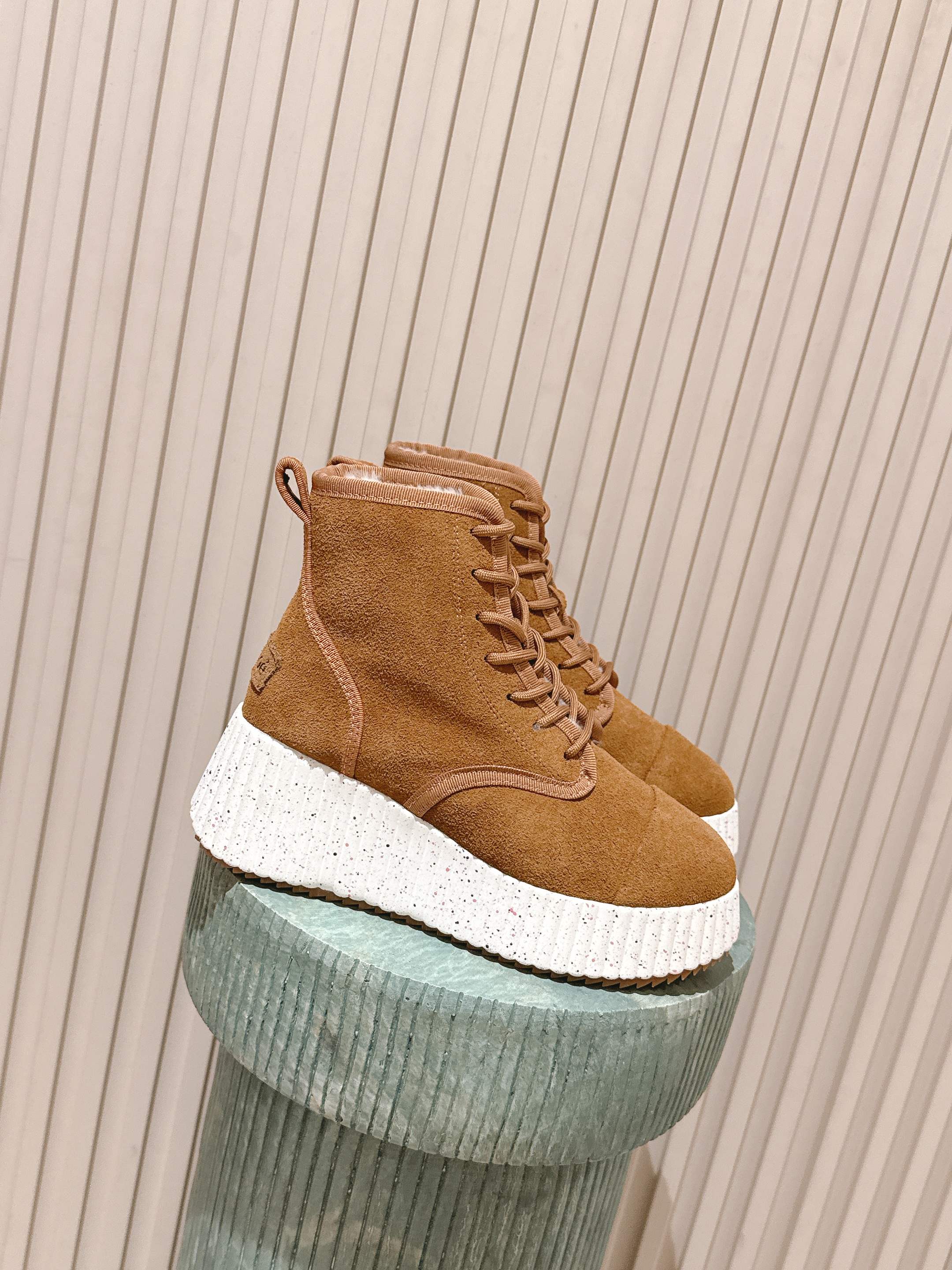 CHLOÉ 26S PLATFORM SOLE BOOTS 68 MM IN BROWN SUEDE