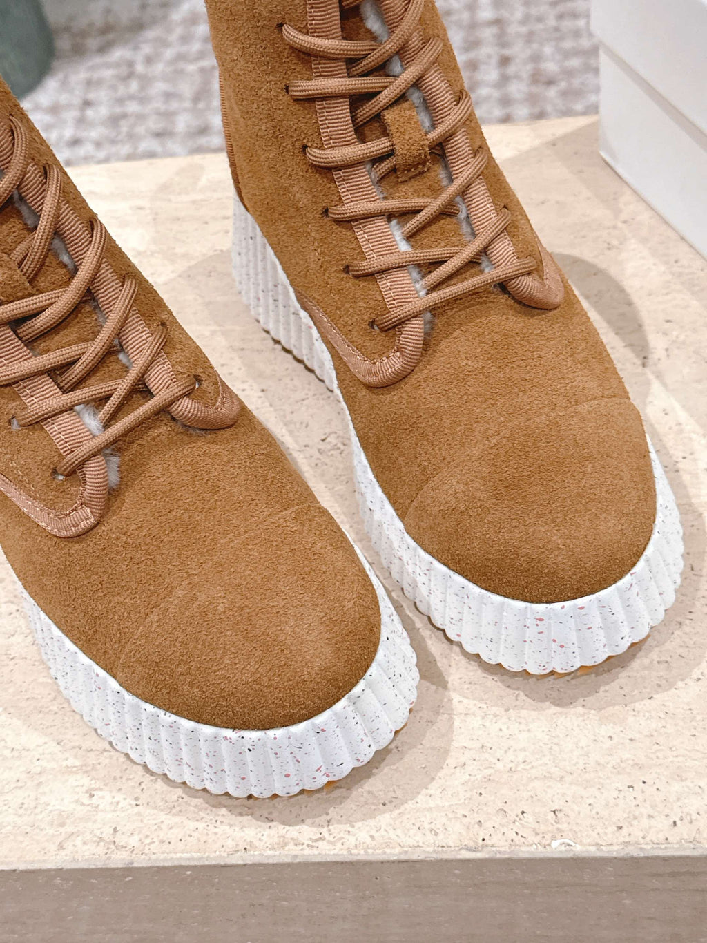 CHLOÉ 26S PLATFORM SOLE BOOTS 68 MM IN BROWN SUEDE
