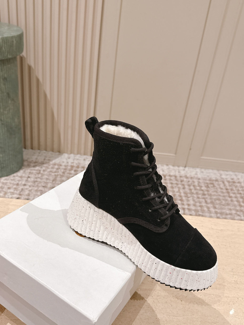 CHLOÉ 26S PLATFORM SOLE BOOTS 68 MM IN BLACK SUEDE