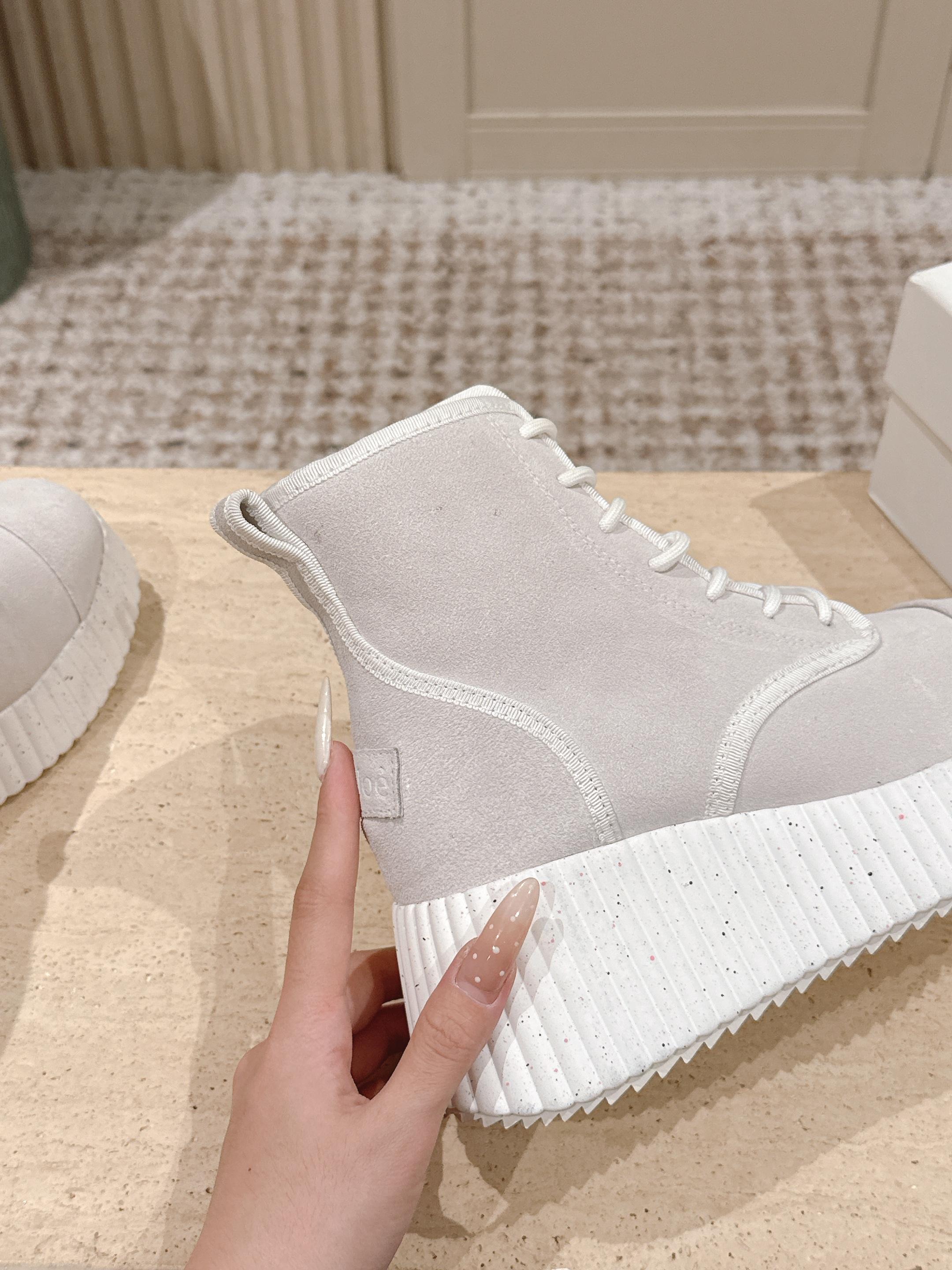 CHLOÉ 26S PLATFORM SOLE BOOTS 68 MM IN LIGHT BLUSH GRAY SUEDE