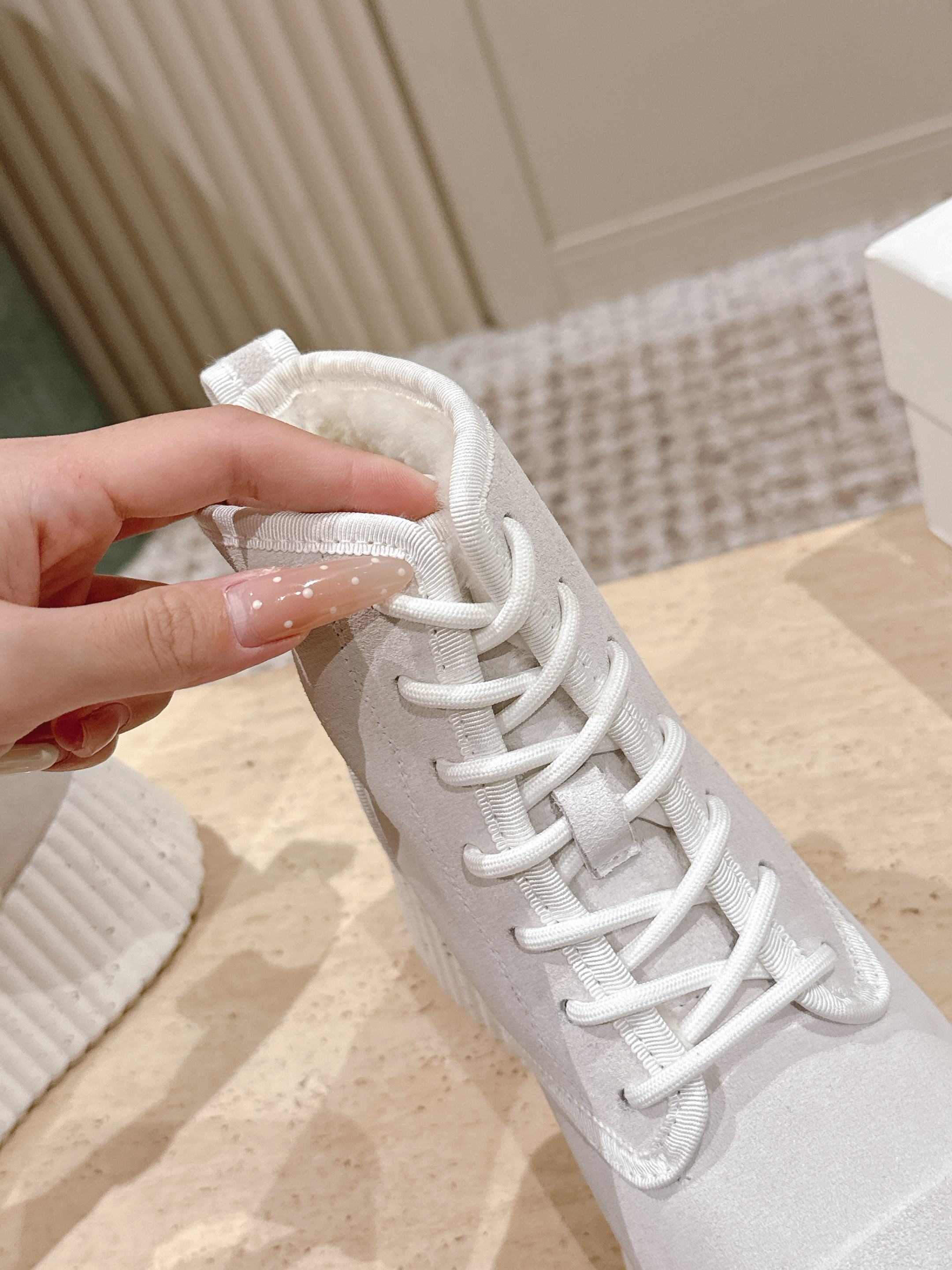 CHLOÉ 26S PLATFORM SOLE BOOTS 68 MM IN LIGHT BLUSH GRAY SUEDE