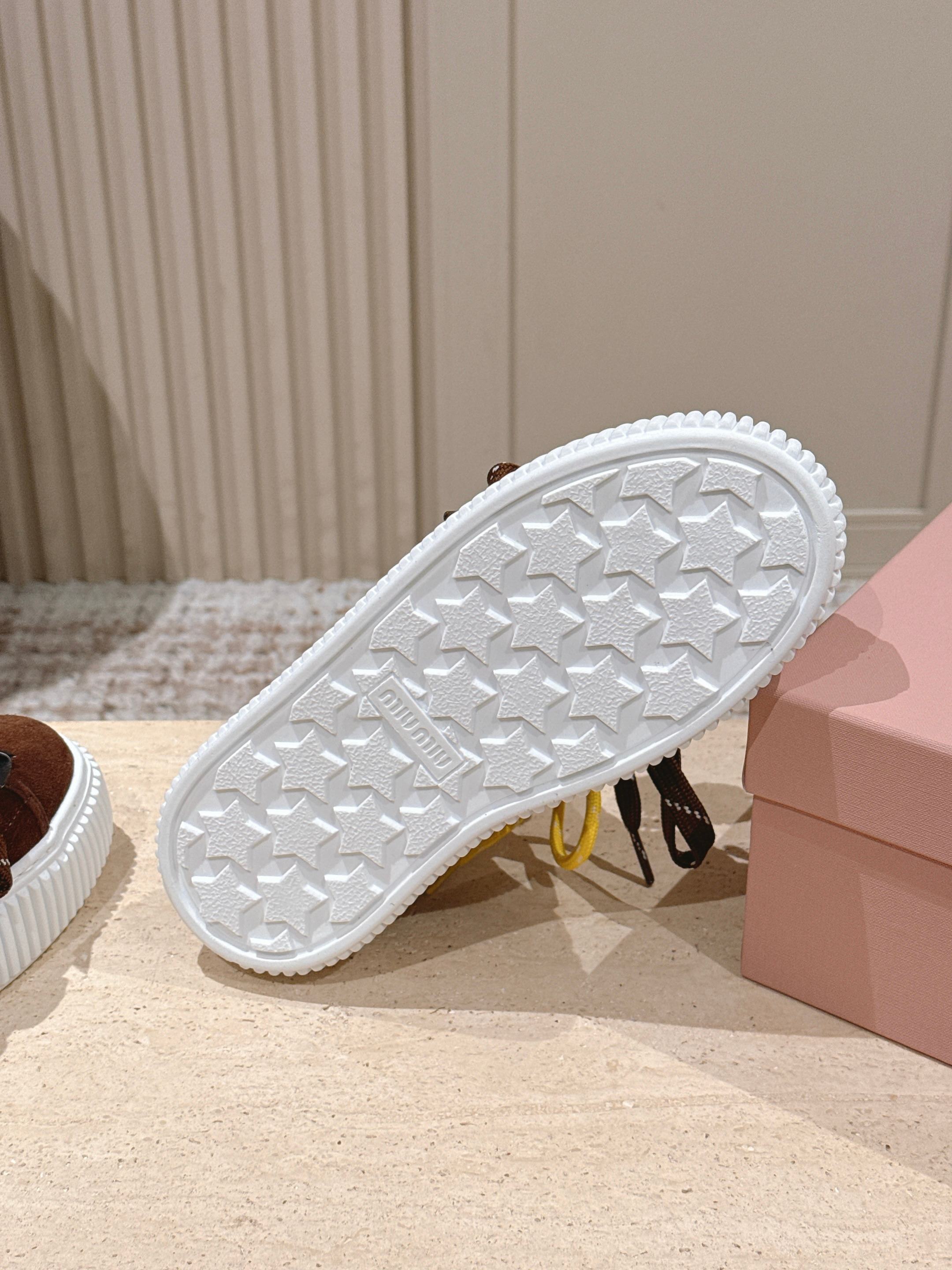 MIUMIU 25S SNEAKERS 50MM IN DARK BROWN SUEDE