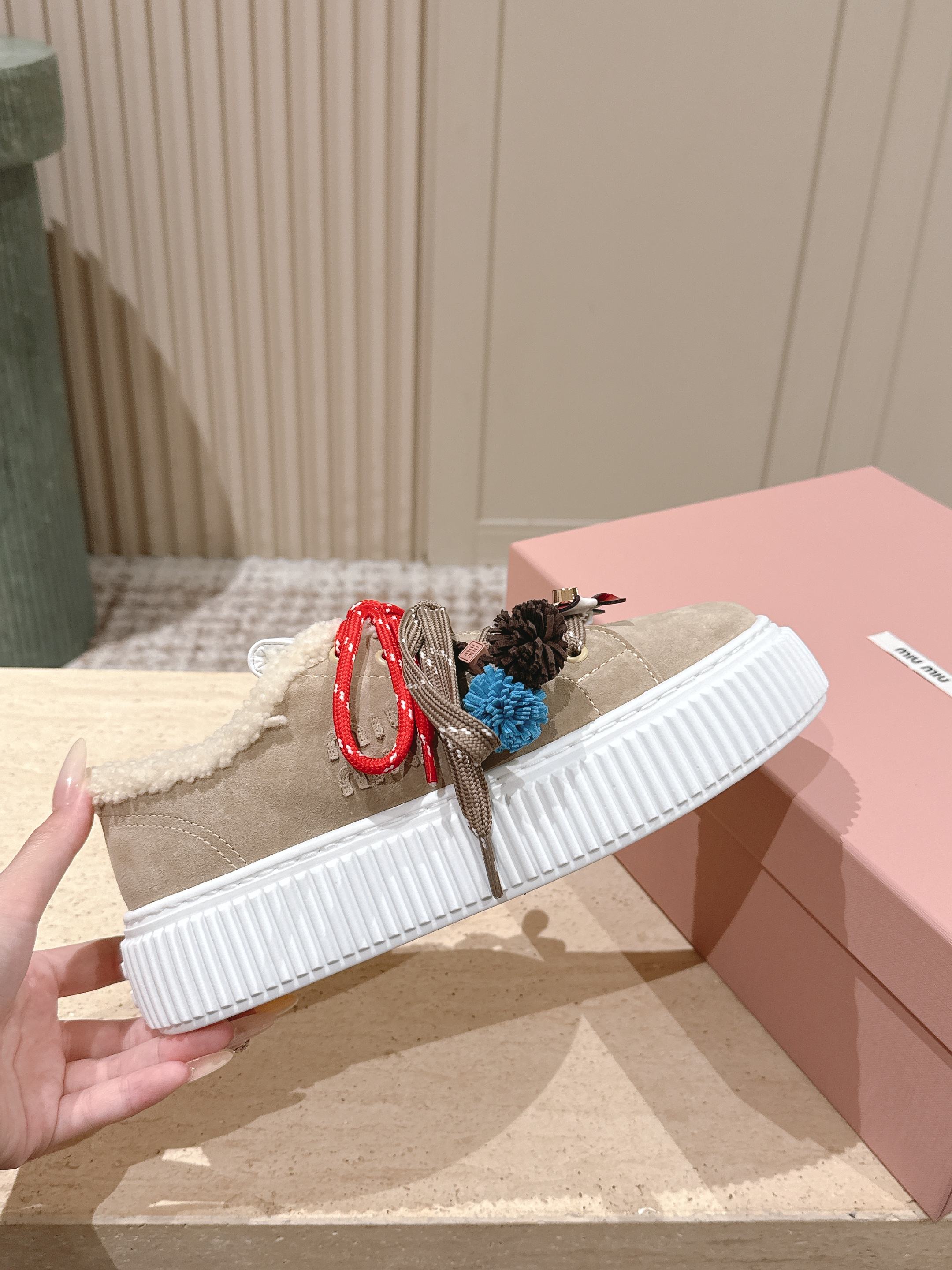 MIUMIU 25S SNEAKERS 50MM IN DARK BEIGE SUEDE WITH SHEARLING