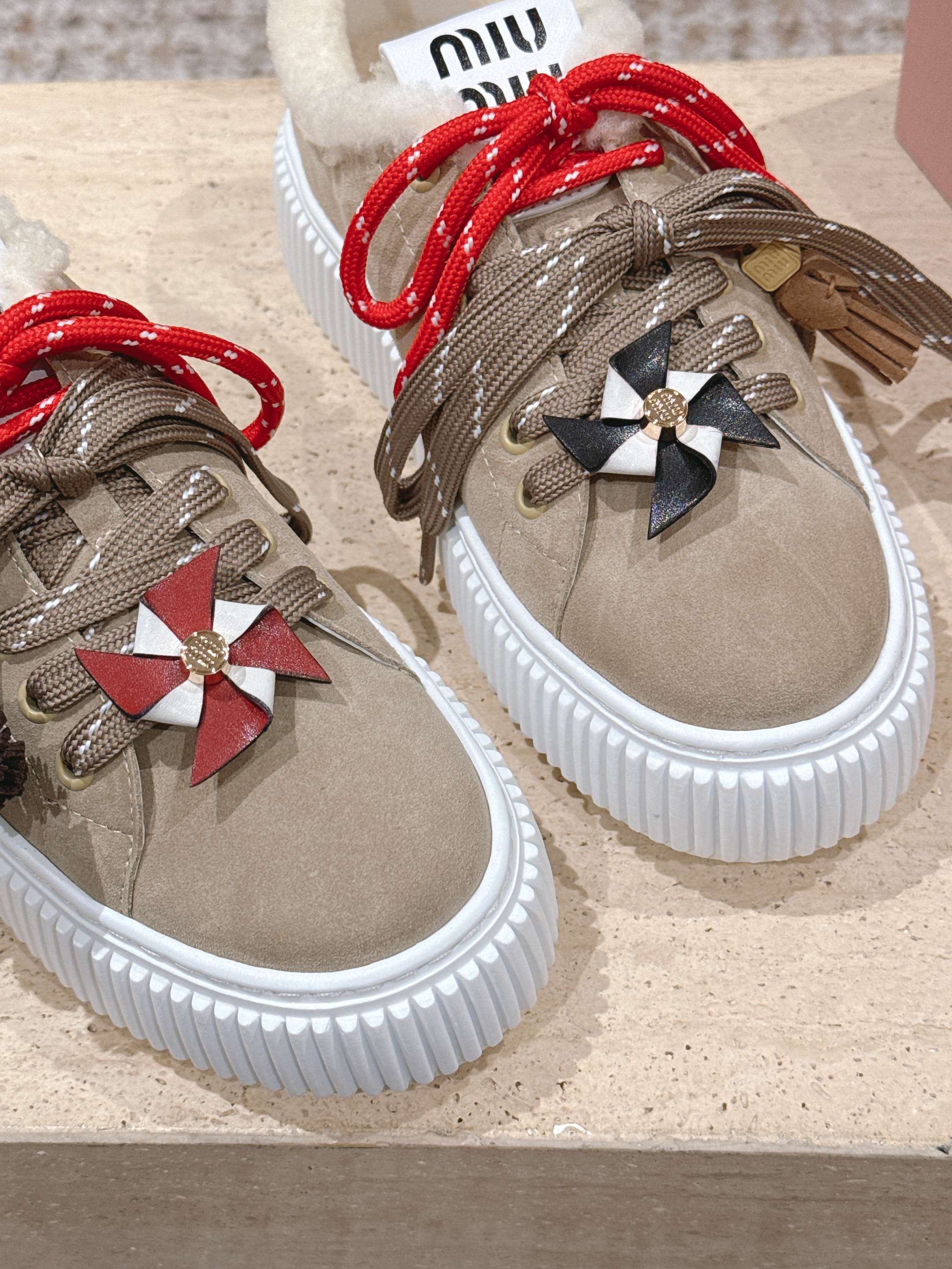 MIUMIU 25S SNEAKERS 50MM IN DARK BEIGE SUEDE WITH SHEARLING