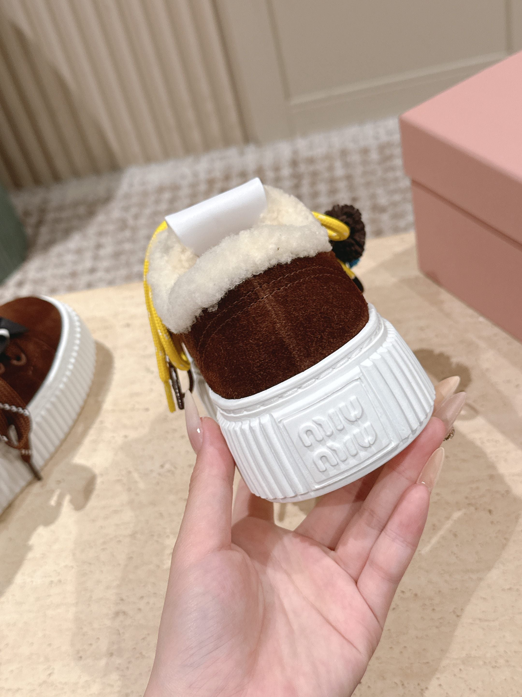 MIUMIU 25S SNEAKERS 50MM IN DARK BROWN SUEDE WITH SHEARLING