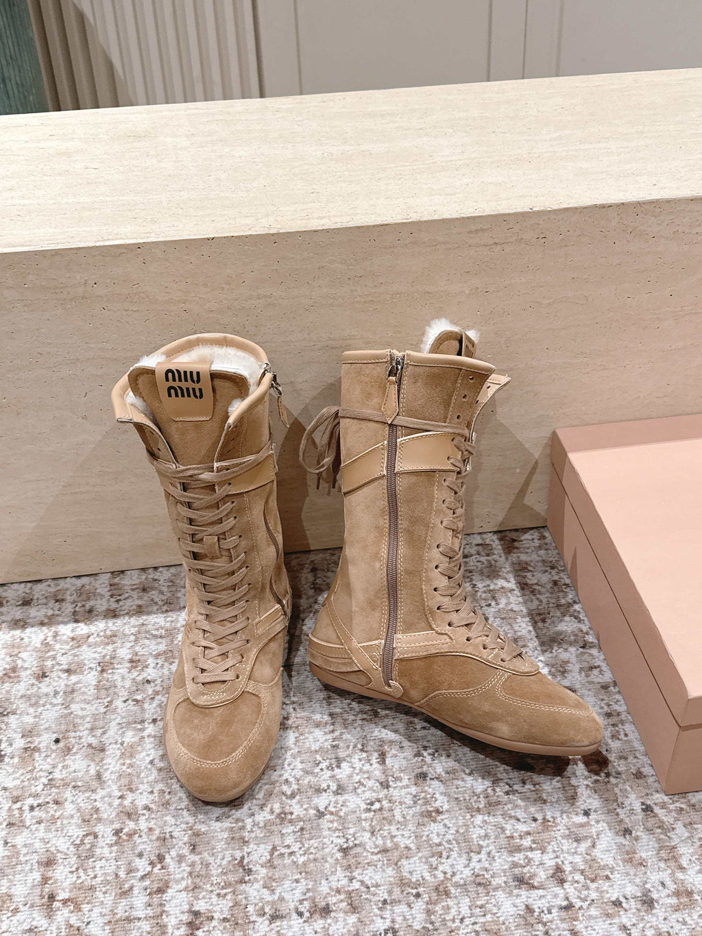MIUMIU 25S ANKLE BOOTS IN LIGHT BROWN SUEDE WITH SHEARLING