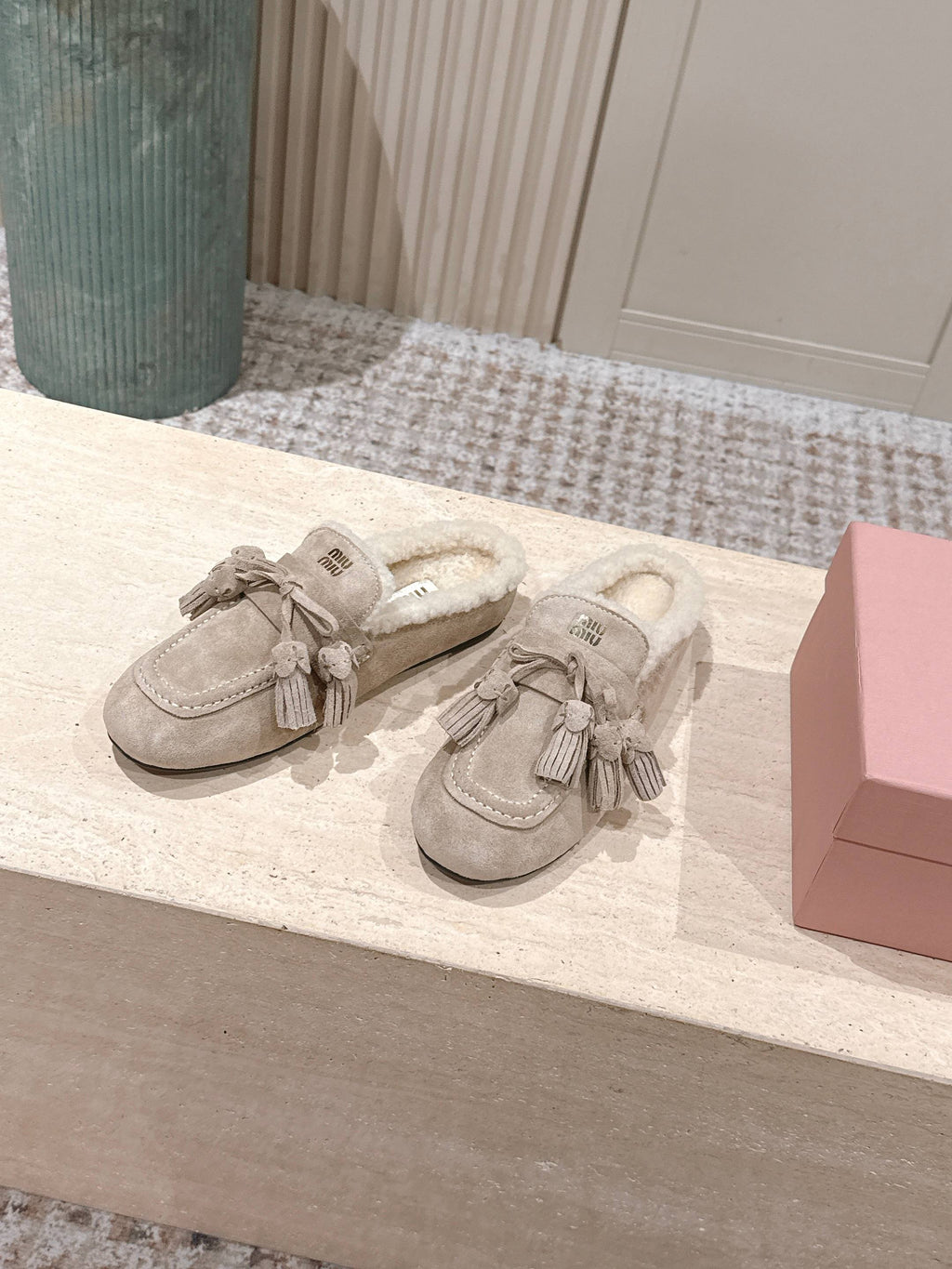 MIUMIU 25S MULES IN DESERT BEIGE SUEDE WITH SHEARLING
