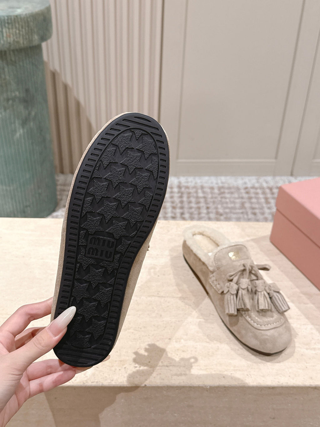 MIUMIU 25S MULES IN DESERT BEIGE SUEDE WITH SHEARLING