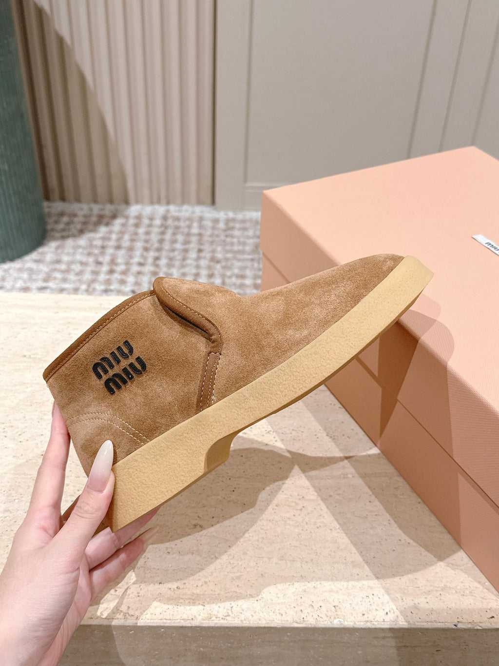 MIUMIU 25S SLIP-ON BOOTIES IN LIGHT BROWN SUEDE WITH FAUX SHEARLING