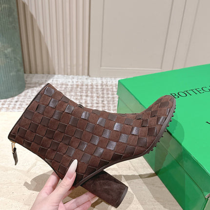 BOTTEGA VENETA 26S INTRECCIATO BOOTS 85 MM IN DARK BROWN SUEDE AND LAMBSKIN