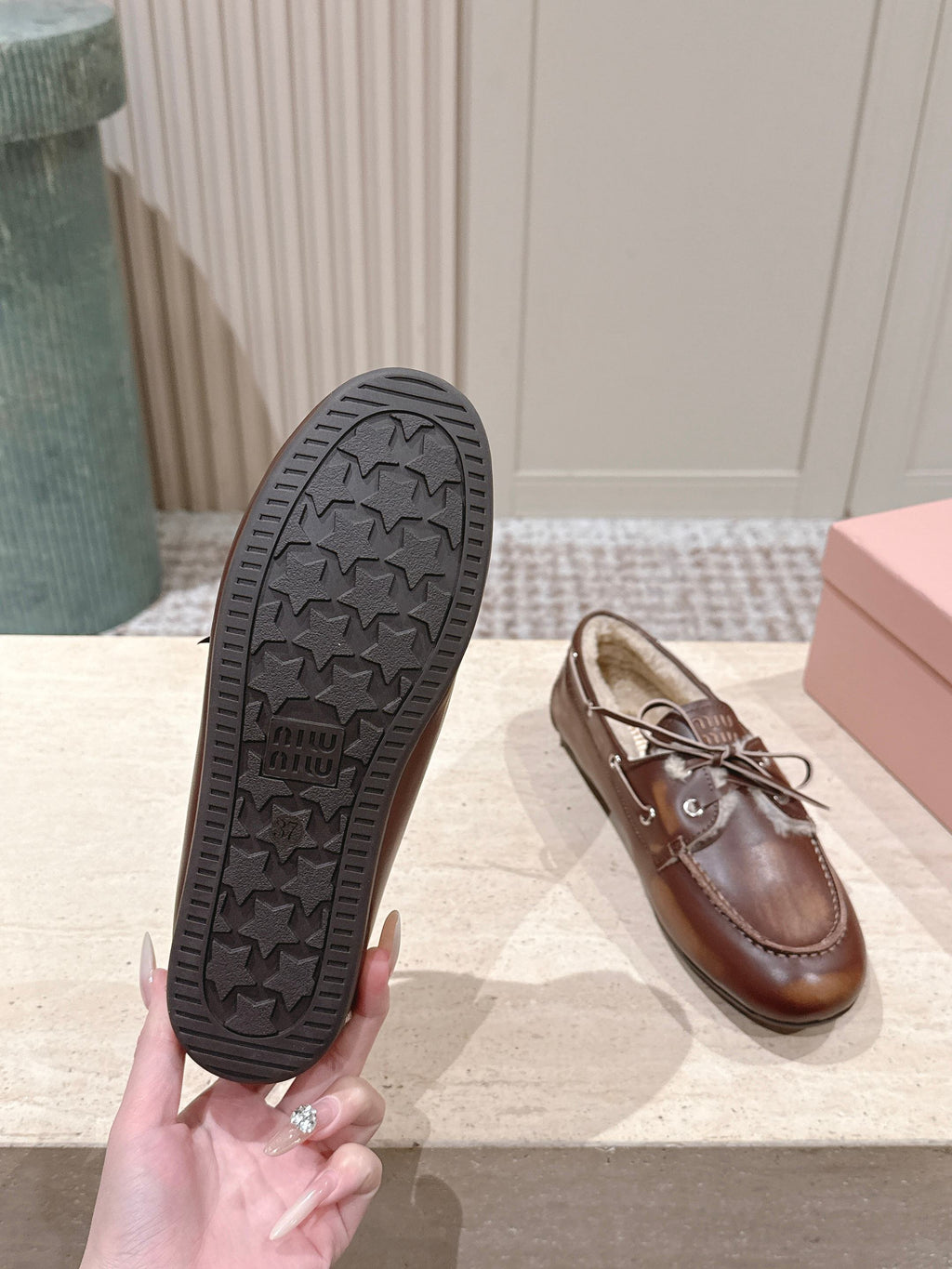 MIUMIU 25S BOAT SHOES IN SIENNA BROWN BLEACHED CALFSKIN WITH SHEARLING