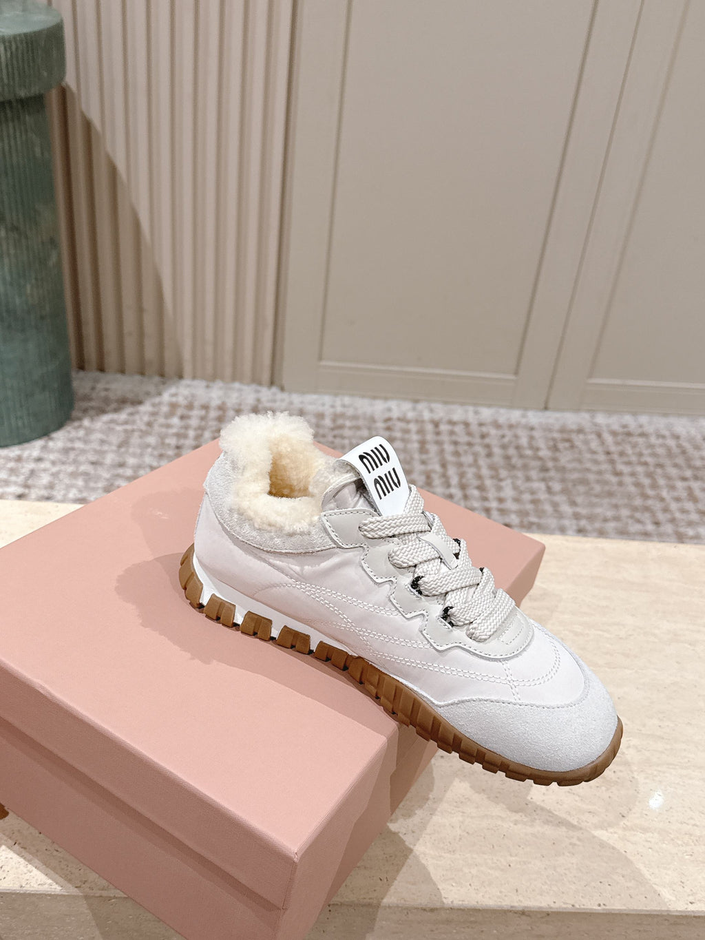 MIUMIU 25S SNEAKERS IN IVORY TYRE TECHNICAL FABRIC AND SUEDE SHEARLING
