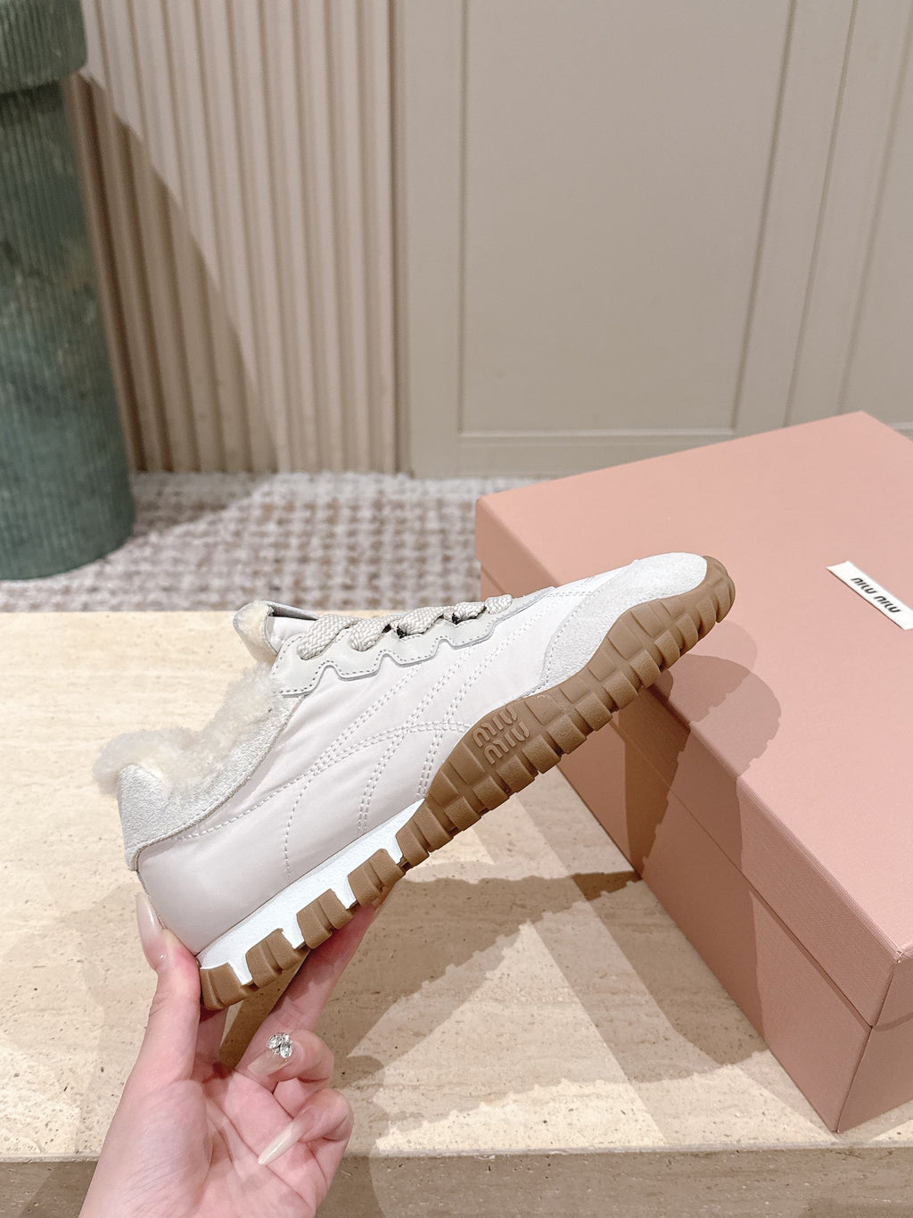 MIUMIU 25S SNEAKERS IN IVORY TYRE TECHNICAL FABRIC AND SUEDE SHEARLING