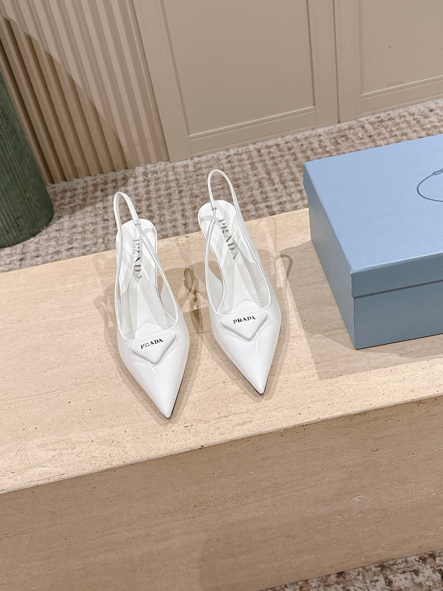 PRADA 26S POINTED-TOE SLINGBACK HEELS 75MM IN WHITE PATENT CALFSKIN