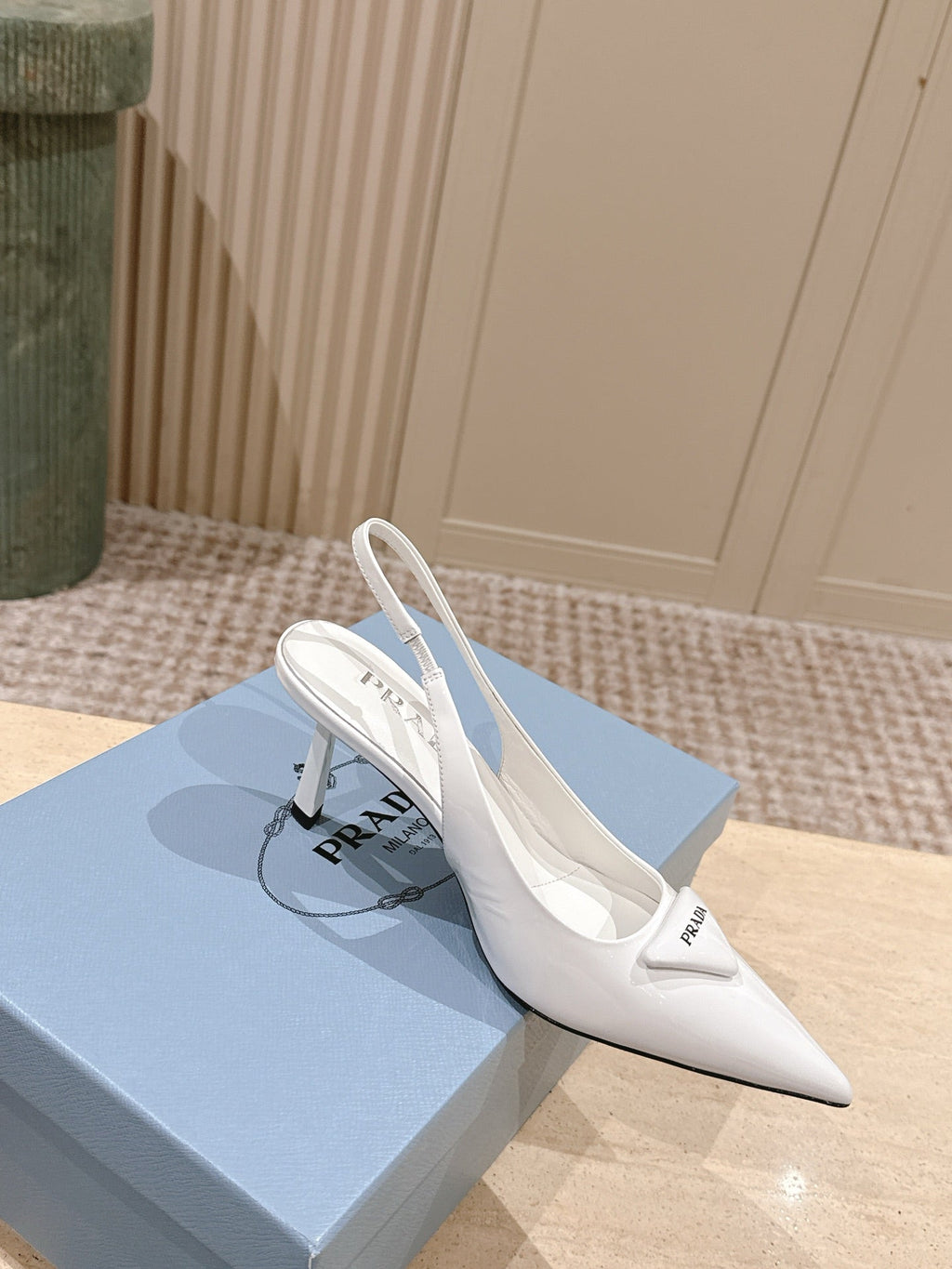 PRADA 26S POINTED-TOE SLINGBACK HEELS 75MM IN WHITE PATENT CALFSKIN