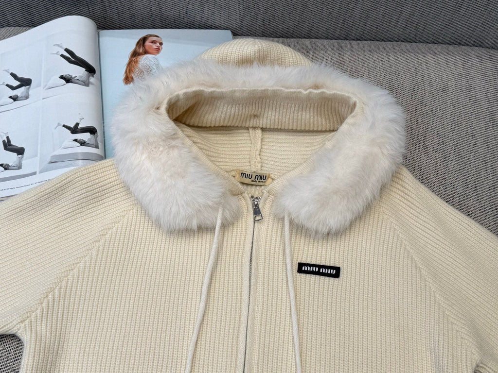 MIUMIU CARDIGAN STYLE 809