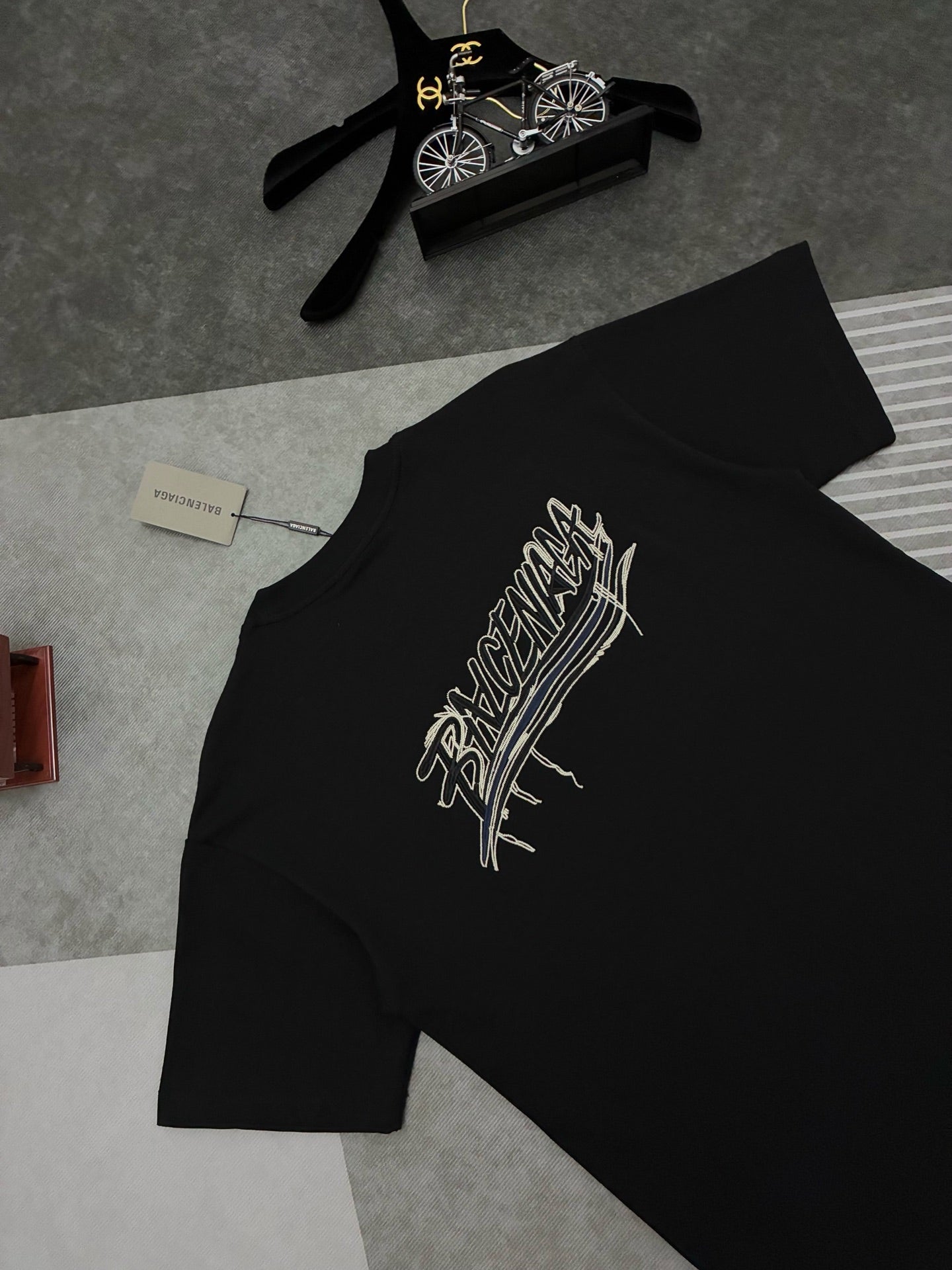 BALENCIAGA 26S SHORT SLEEVE T-SHIRT 137