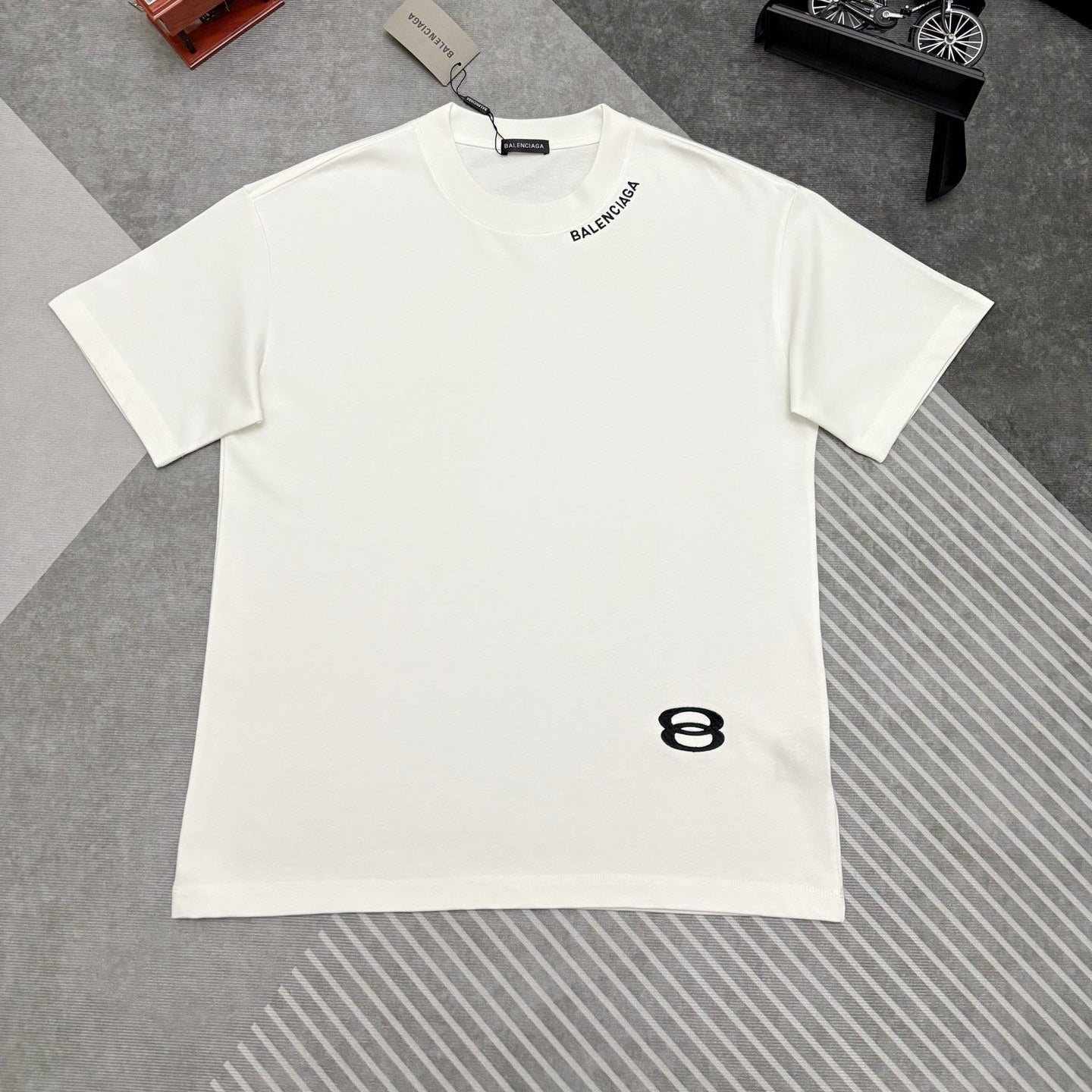BALENCIAGA 26S SHORT SLEEVE T-SHIRT 135