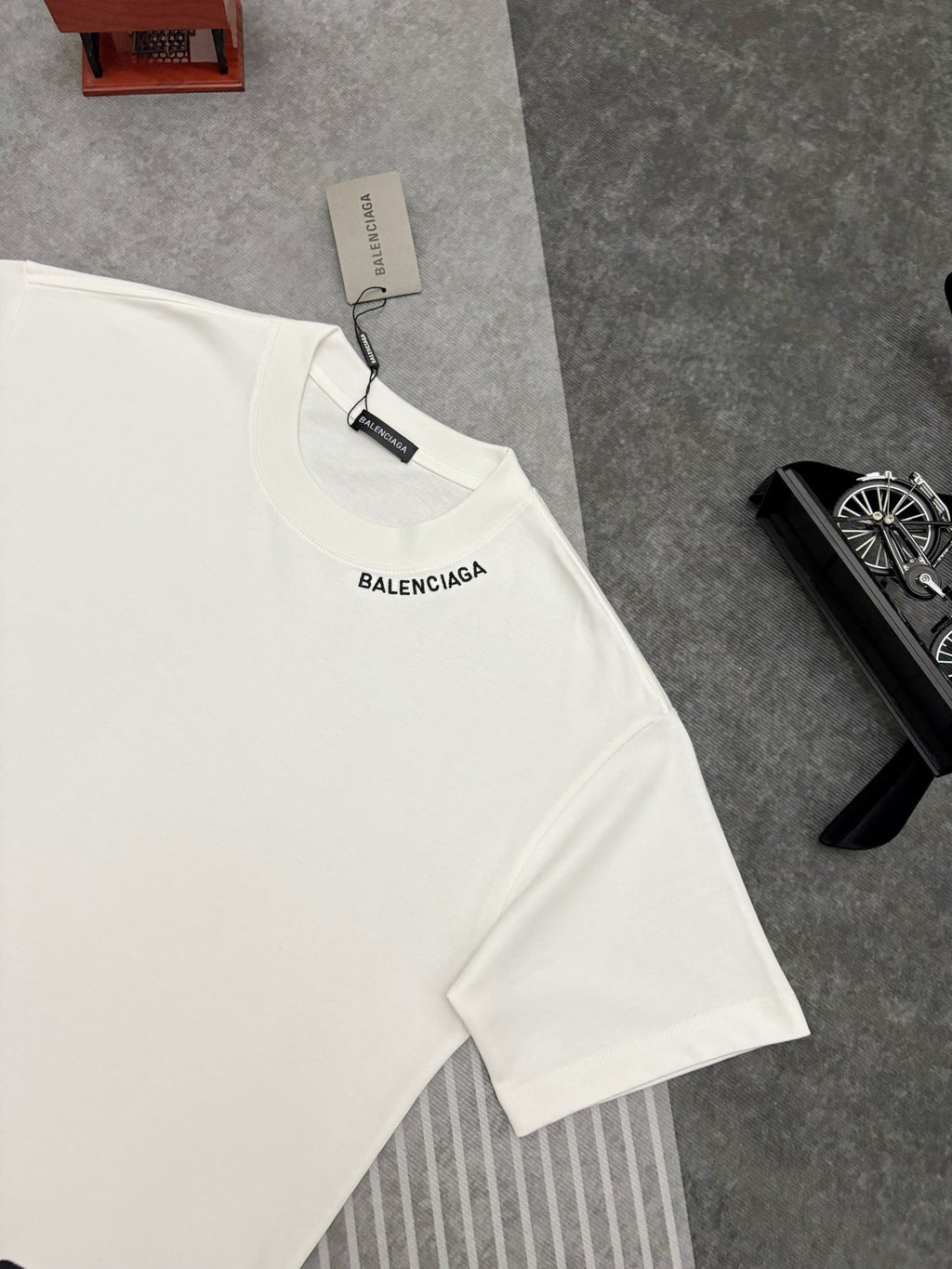 BALENCIAGA 26S SHORT SLEEVE T-SHIRT 135