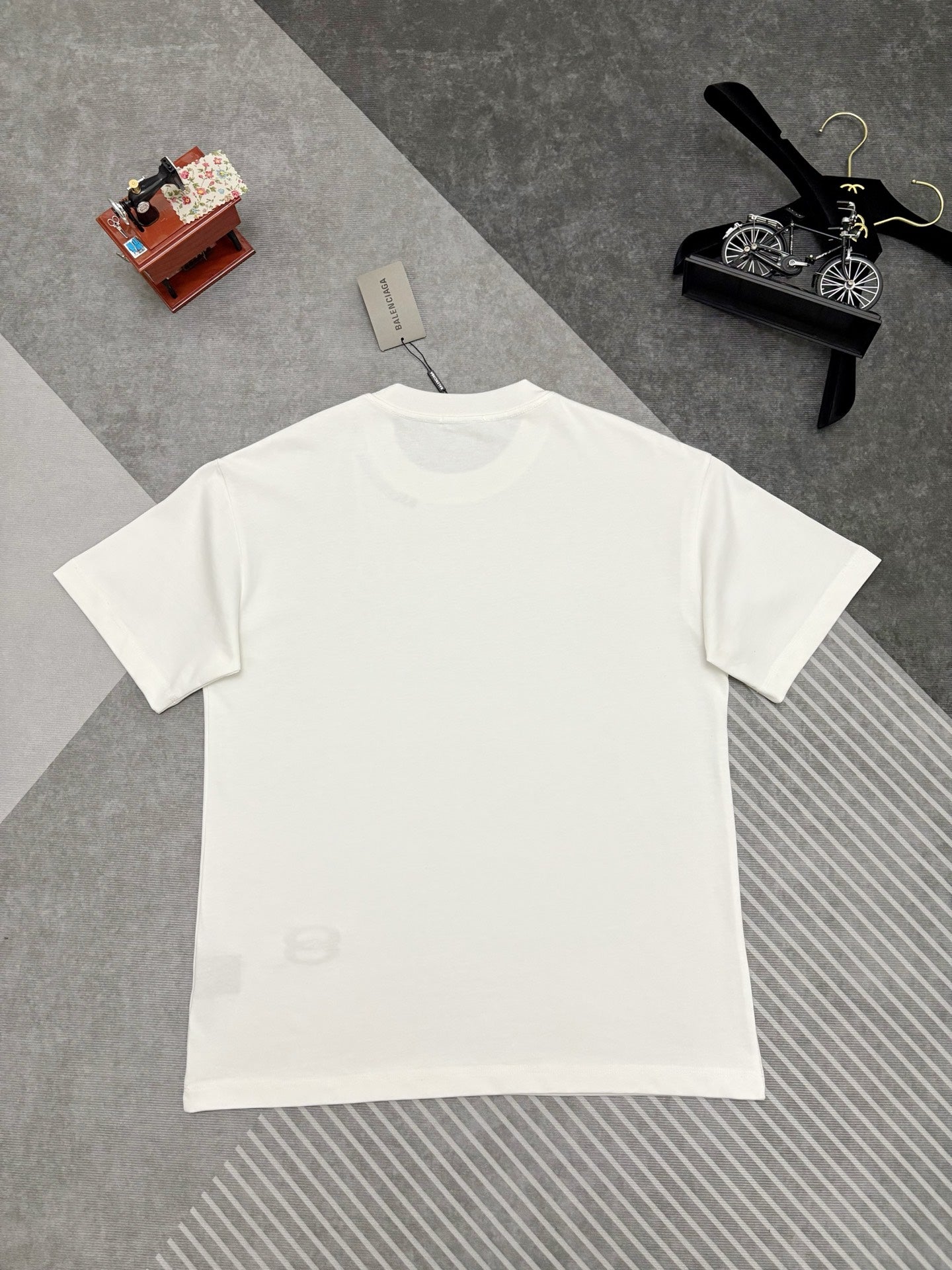 BALENCIAGA 26S SHORT SLEEVE T-SHIRT 135
