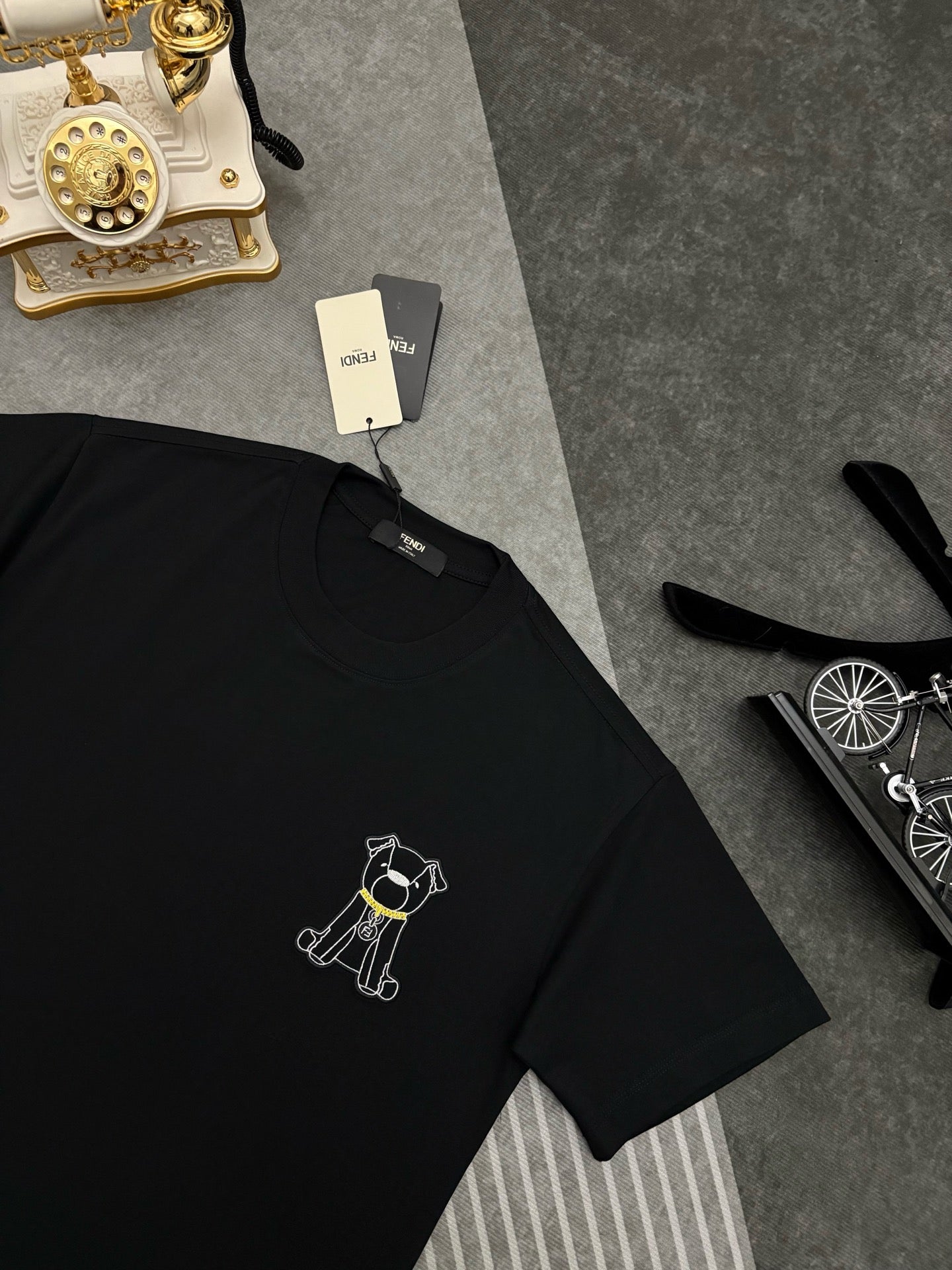 FENDI 26S SHORT SLEEVE T-SHIRT 068