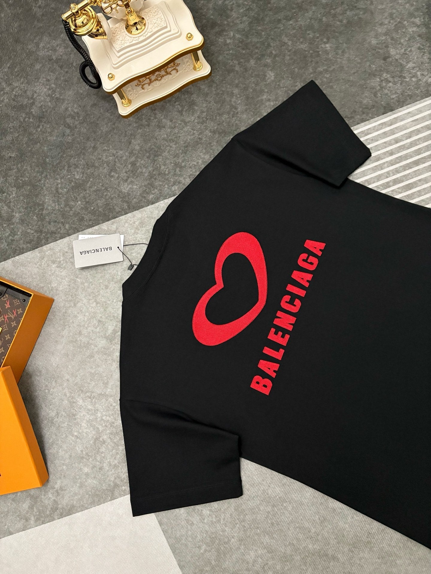 BALENCIAGA 26S SHORT SLEEVE T-SHIRT 139