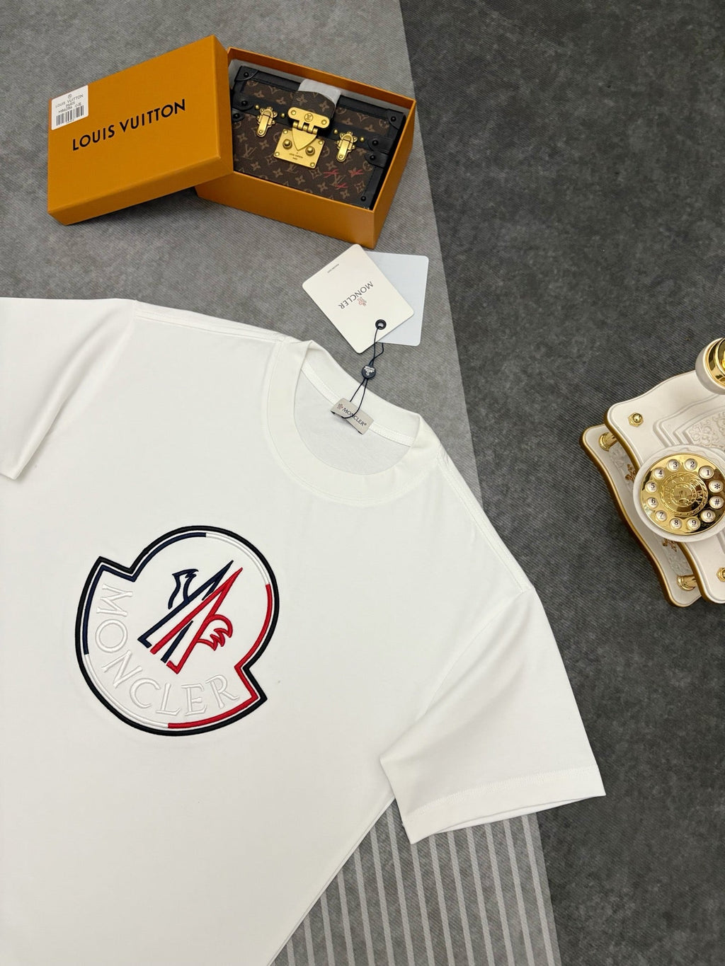 MONCLER 26S SHORT SLEEVE T-SHIRT 657