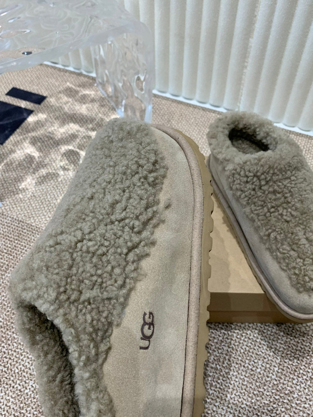 TASMAN MAXI CURLY IN SMOKE GRAY SUEDE AND SHEARLING