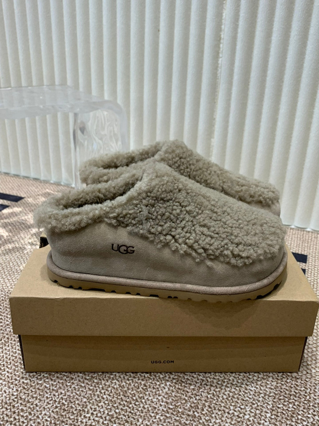 TASMAN MAXI CURLY IN SMOKE GRAY SUEDE AND SHEARLING