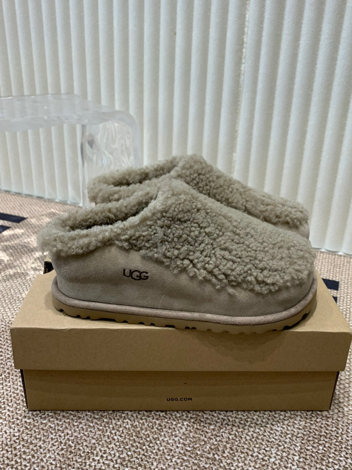 TASMAN MAXI CURLY IN SMOKE GRAY SUEDE AND SHEARLING