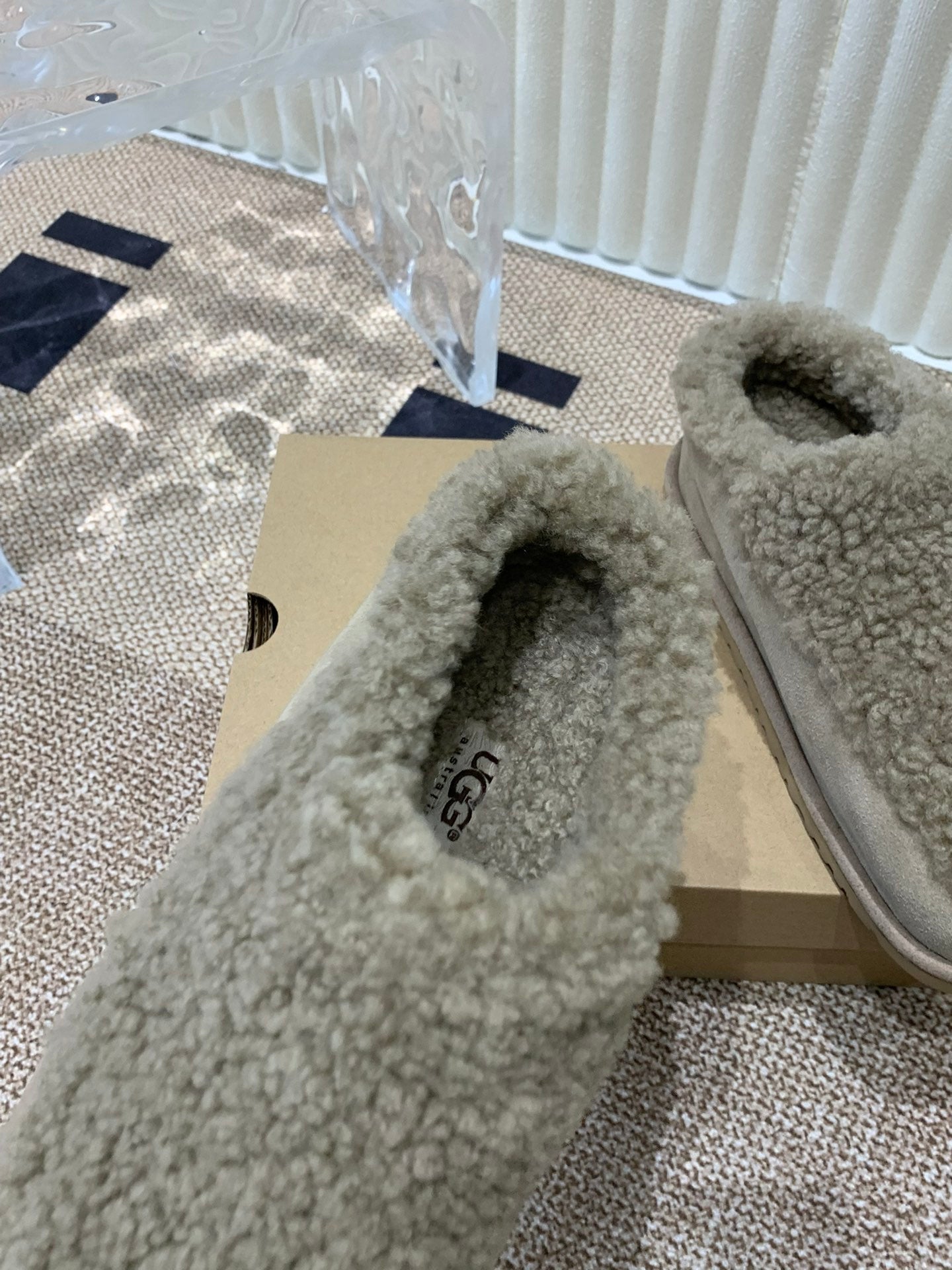 TASMAN MAXI CURLY IN SMOKE GRAY SUEDE AND SHEARLING