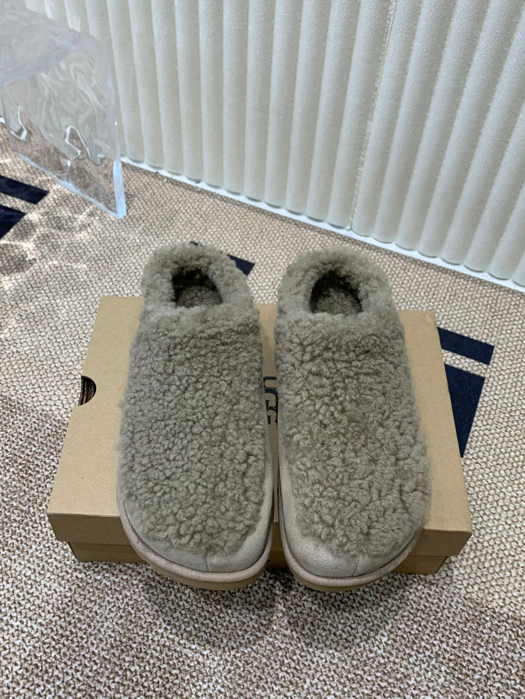 TASMAN MAXI CURLY IN SMOKE GRAY SUEDE AND SHEARLING