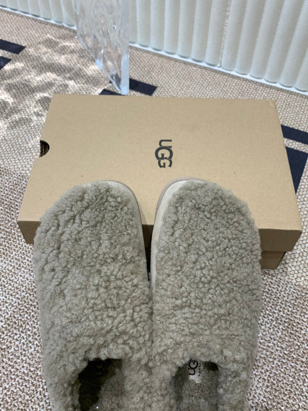 TASMAN MAXI CURLY IN SMOKE GRAY SUEDE AND SHEARLING