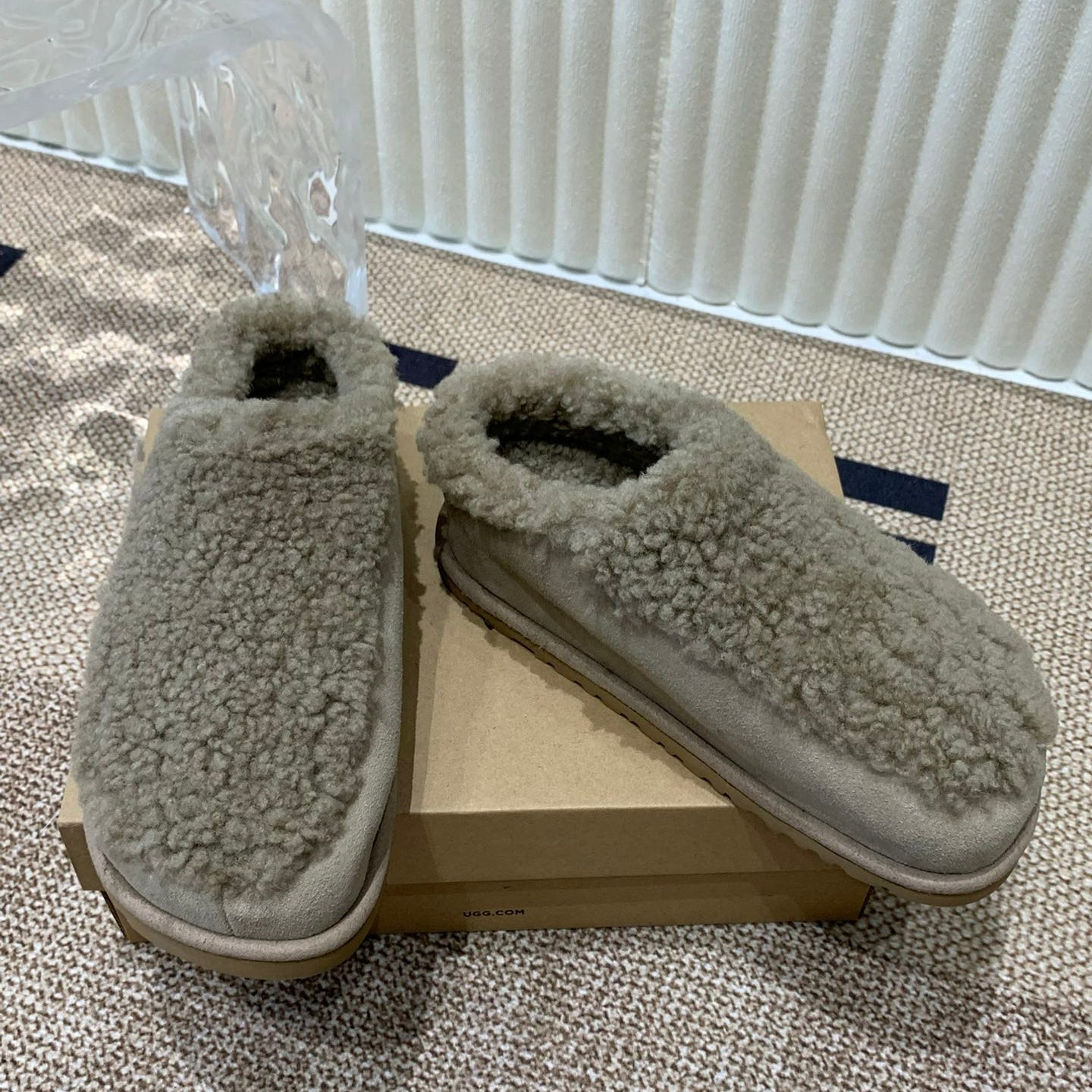 TASMAN MAXI CURLY IN SMOKE GRAY SUEDE AND SHEARLING