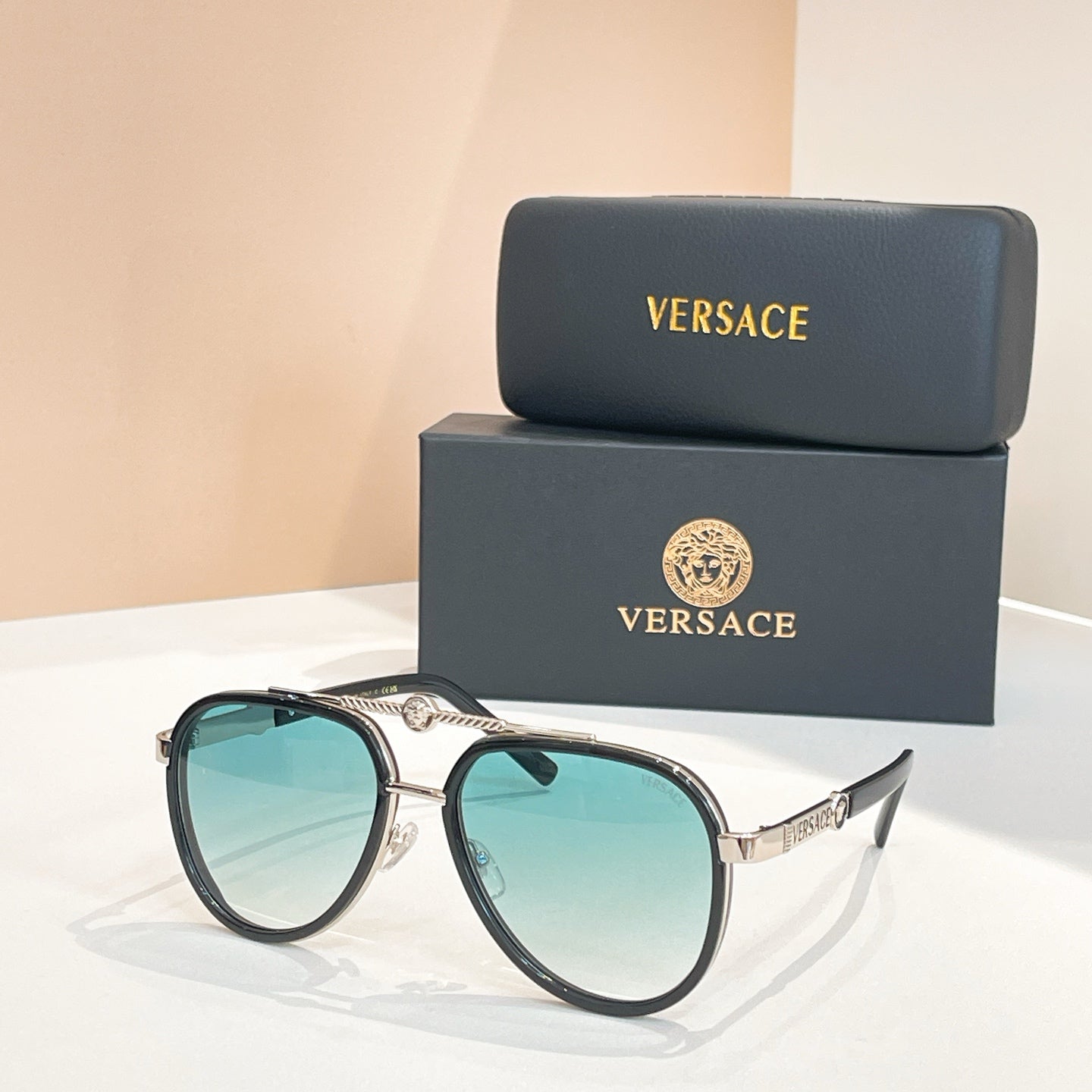 MEDUSA ROLLER PILOT FRAME SUNGLASSES VE6815 IN ACETATE