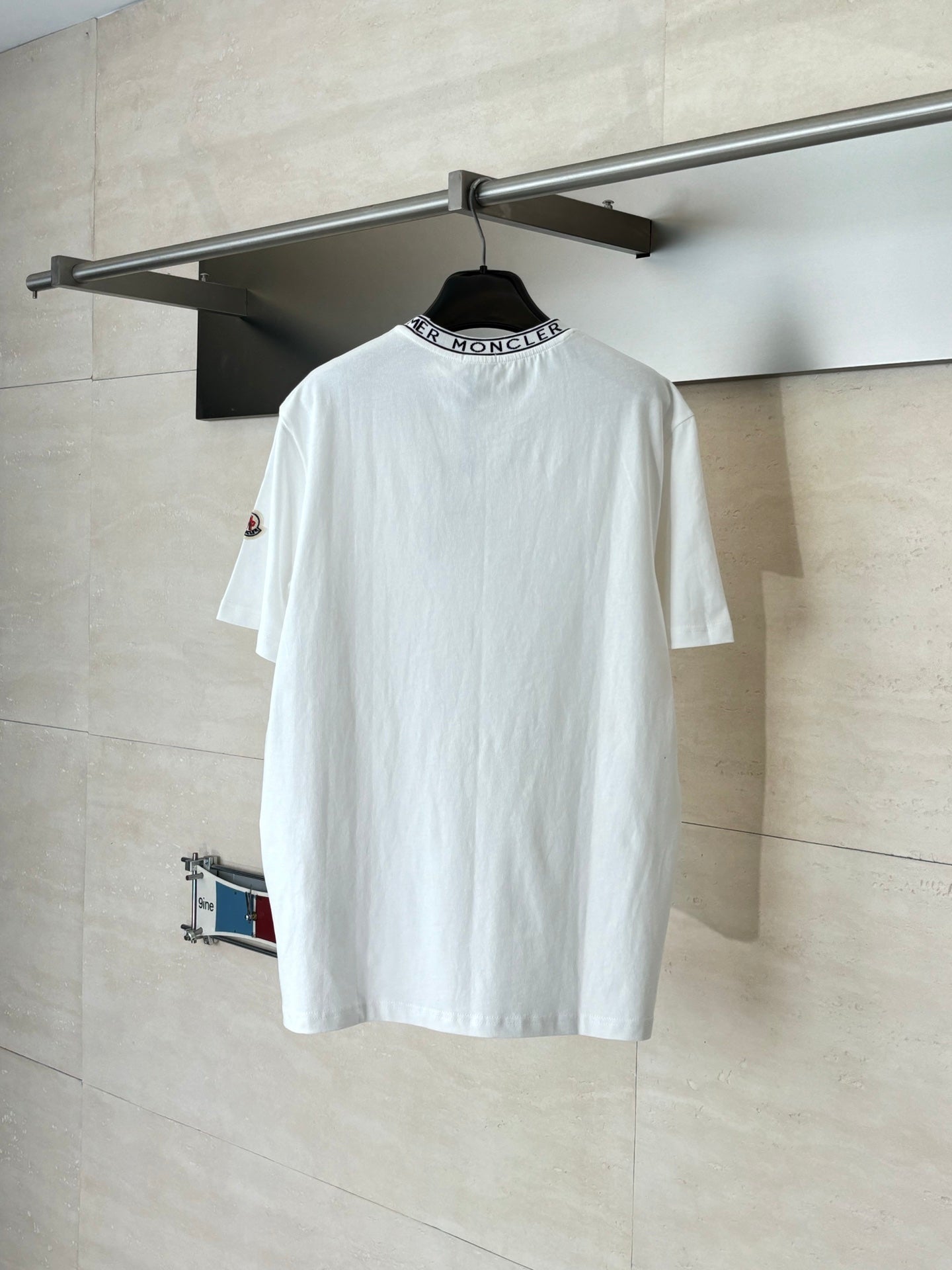 MONCLER 26S CREWNECK SHORT SLEEVE T-SHIRT 572