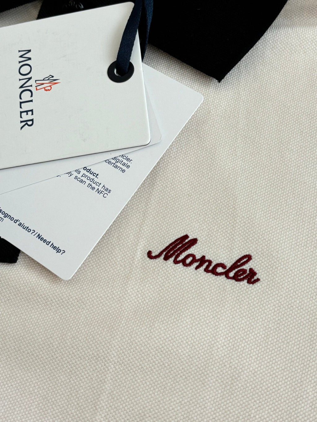 MONCLER 26S SHORT SLEEVE POLO SHIRT 576