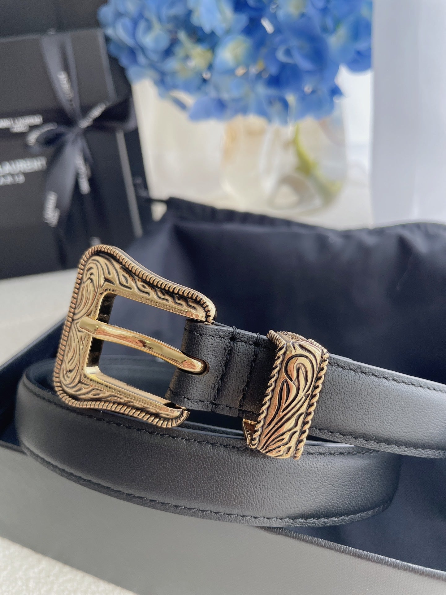 YSL 25S BELT 20 MM IN BLACK CALFSKIN 571486