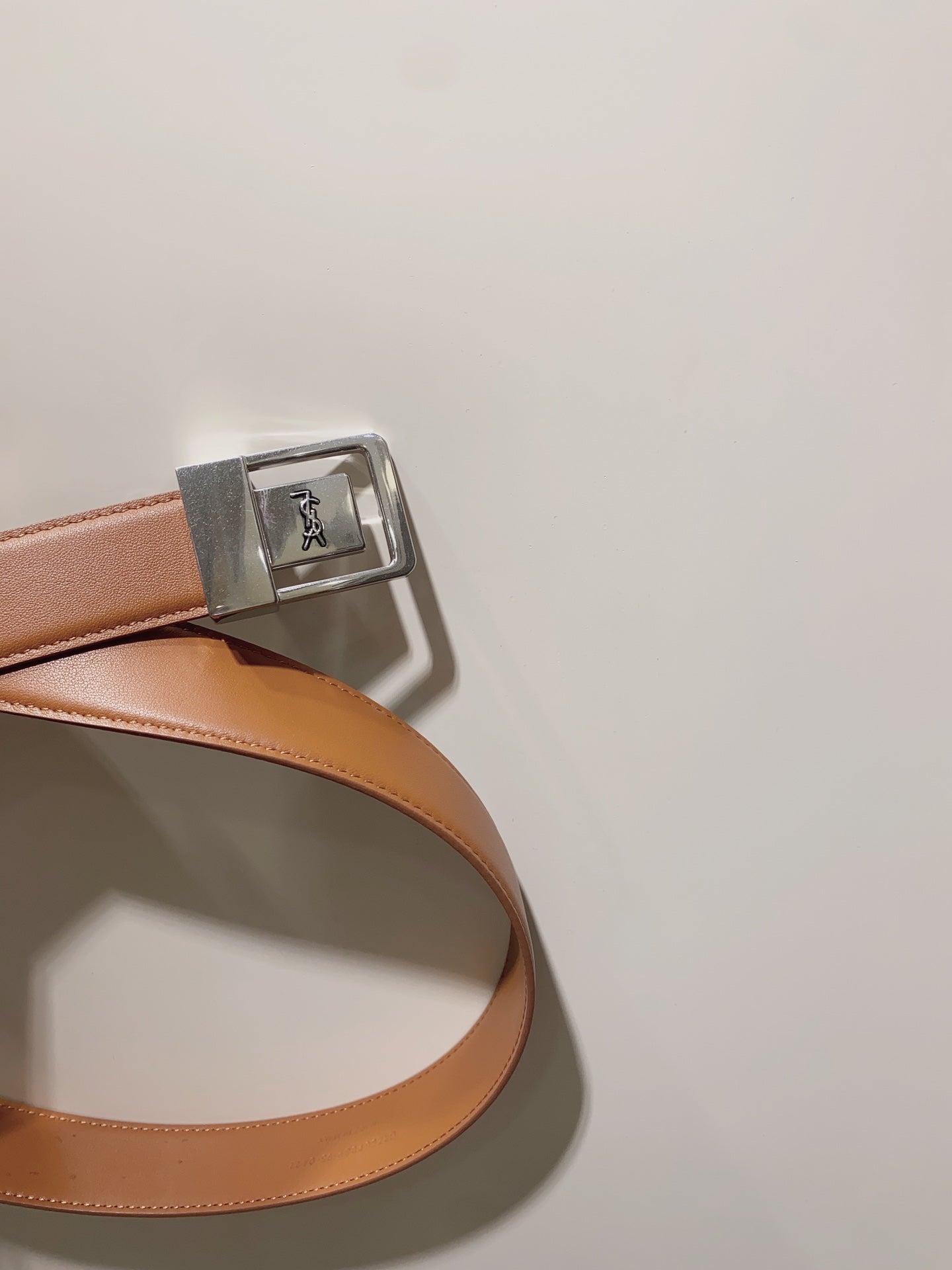 YSL 25S BELT 30 MM IN BROWN CALFSKIN 520625