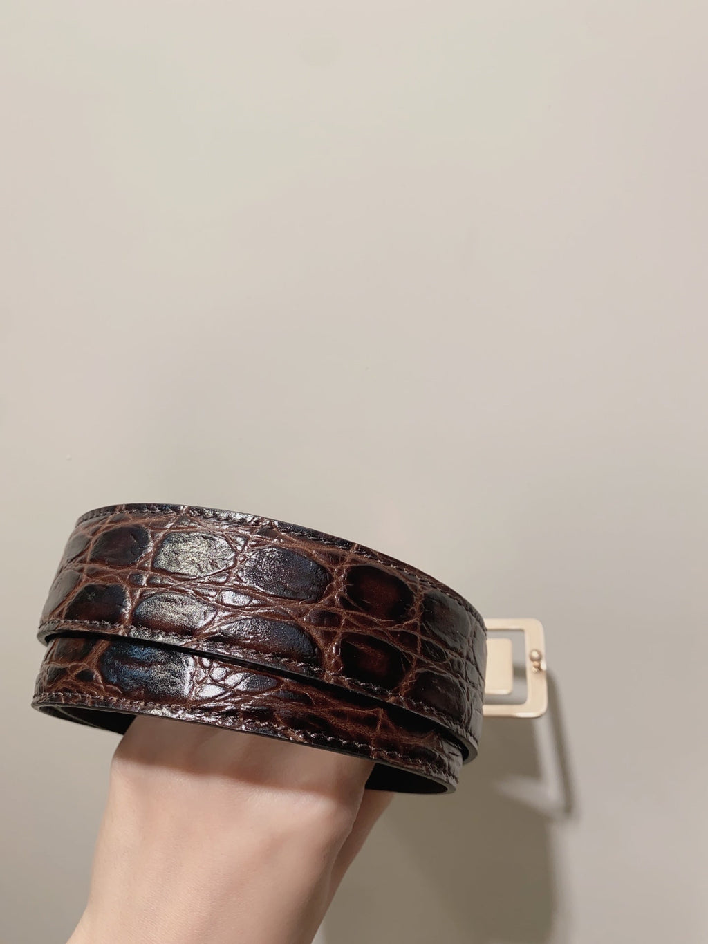 YSL 25S BELT 30 MM IN DARK BROWN EMBOSSED CALFSKIN 520631